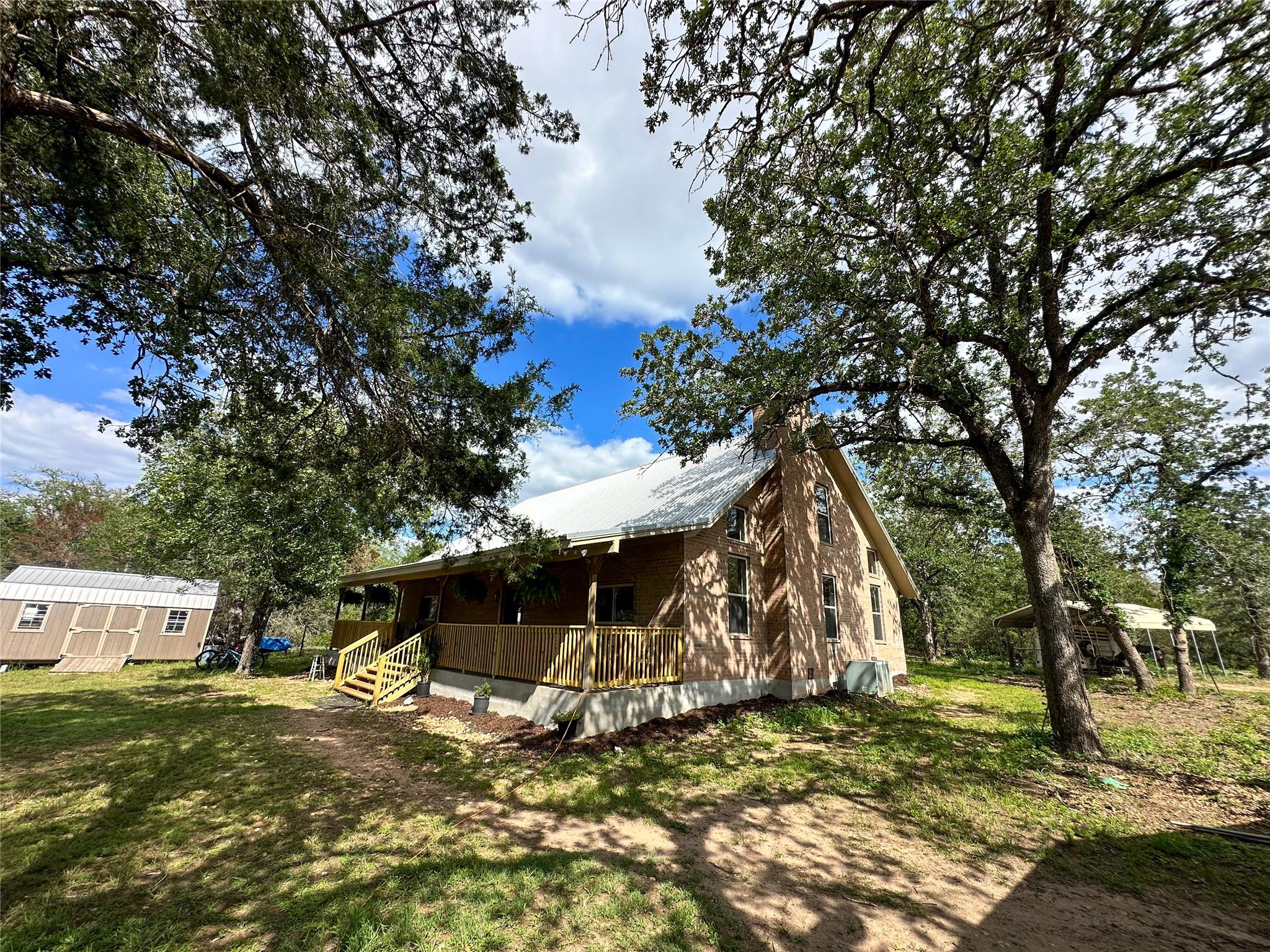 380 Woodlands Dr, Bastrop, TX 78602
