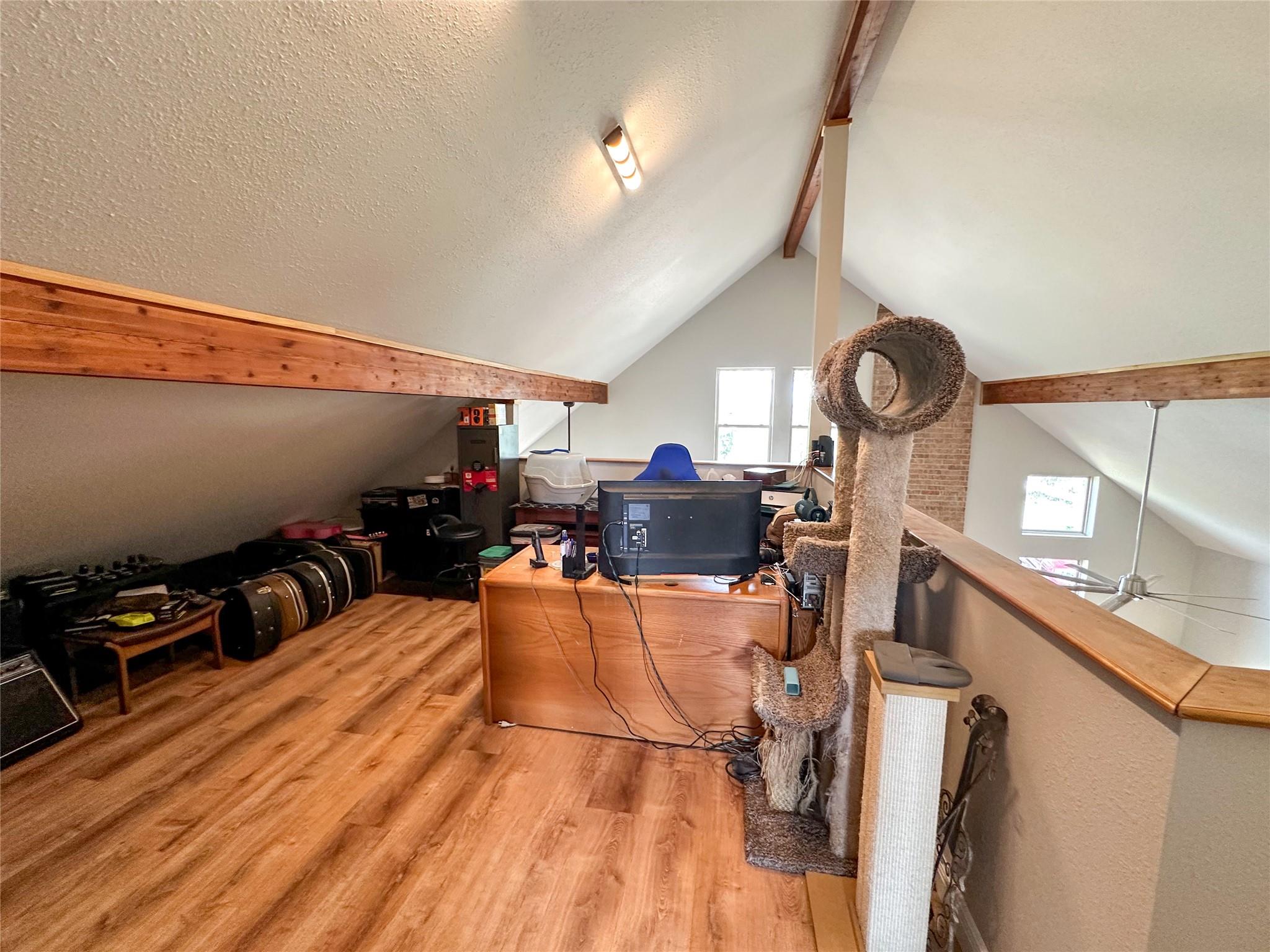 380 Woodlands Dr, Bastrop, TX 78602