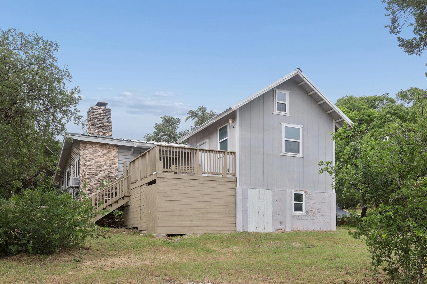 10913 Ridgeway St, Jonestown, TX 78645