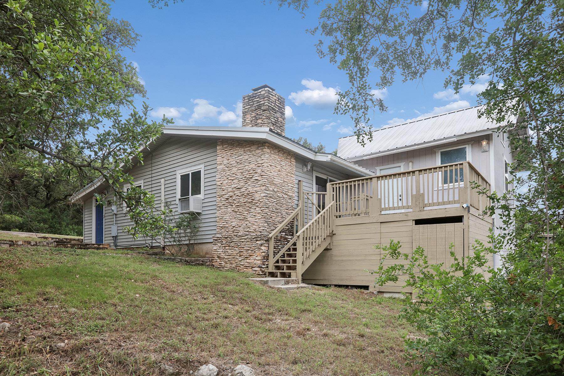 10913 Ridgeway St, Jonestown, TX 78645