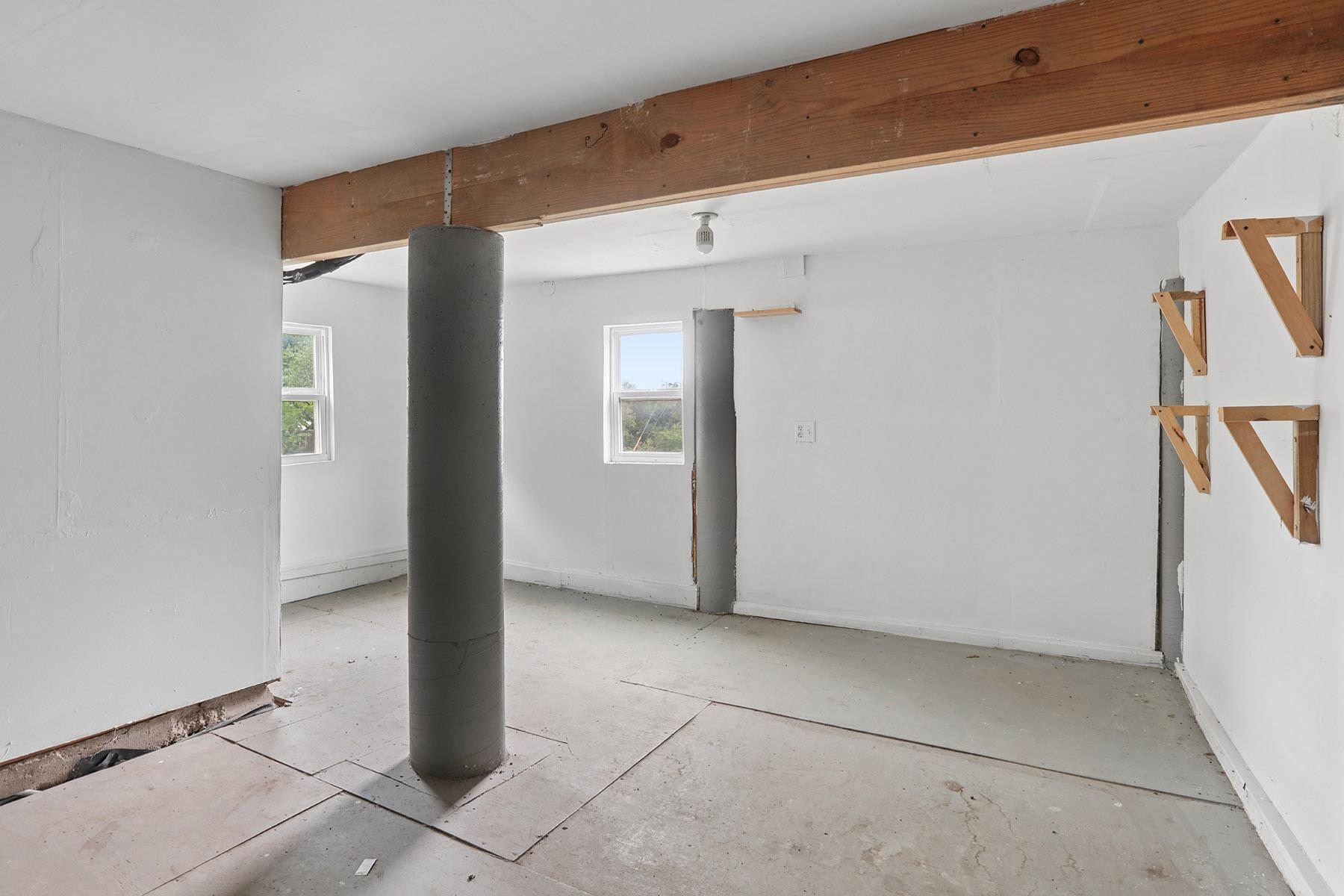 10913 Ridgeway St, Jonestown, TX 78645
