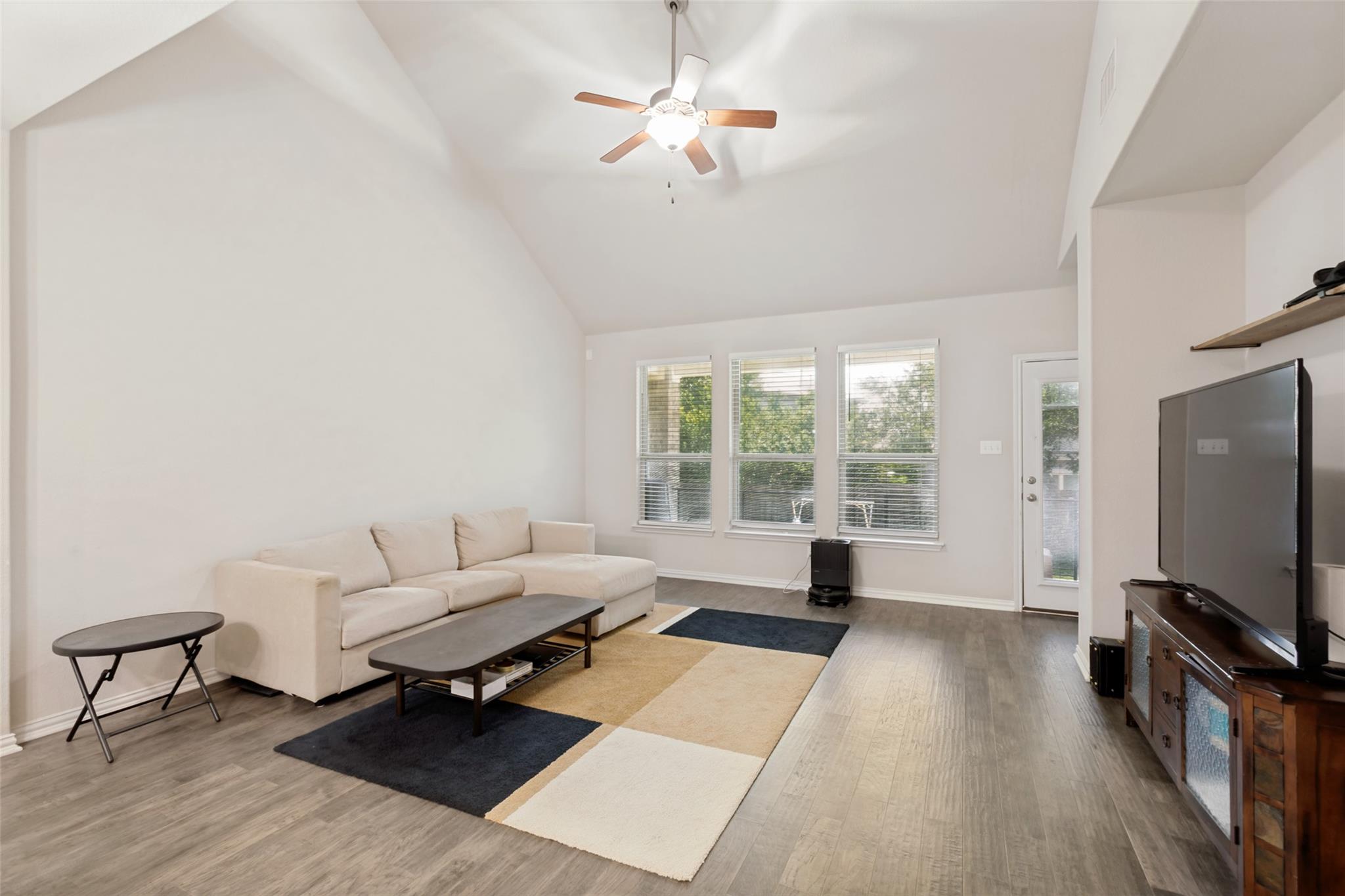 508 Peregrine Way, Leander, TX 78641