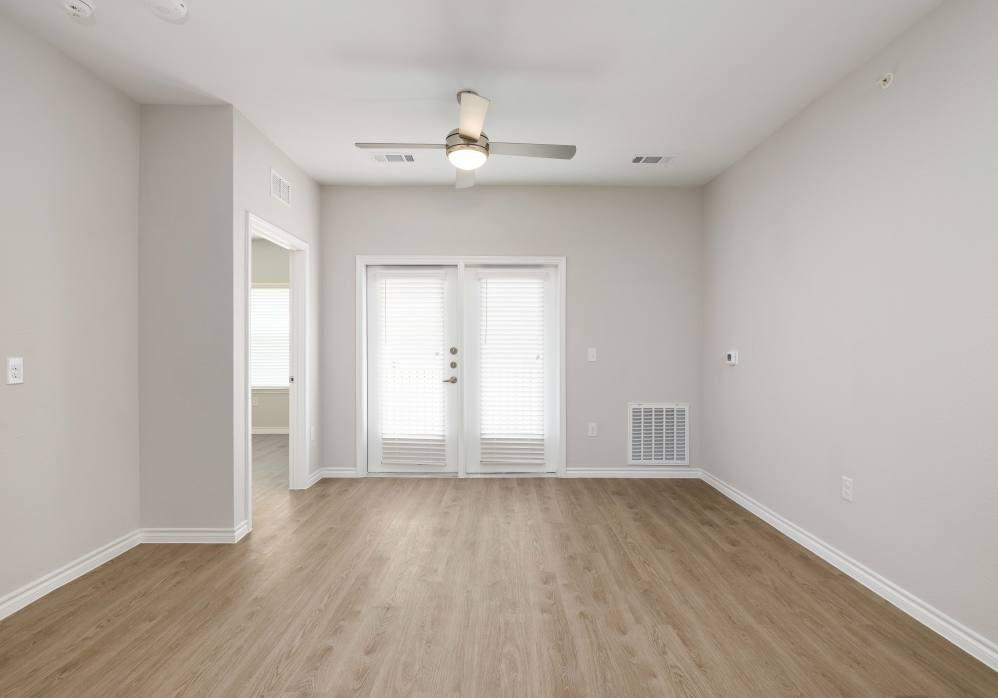 2551 N Guadalupe St # 3108, Seguin, TX 78155