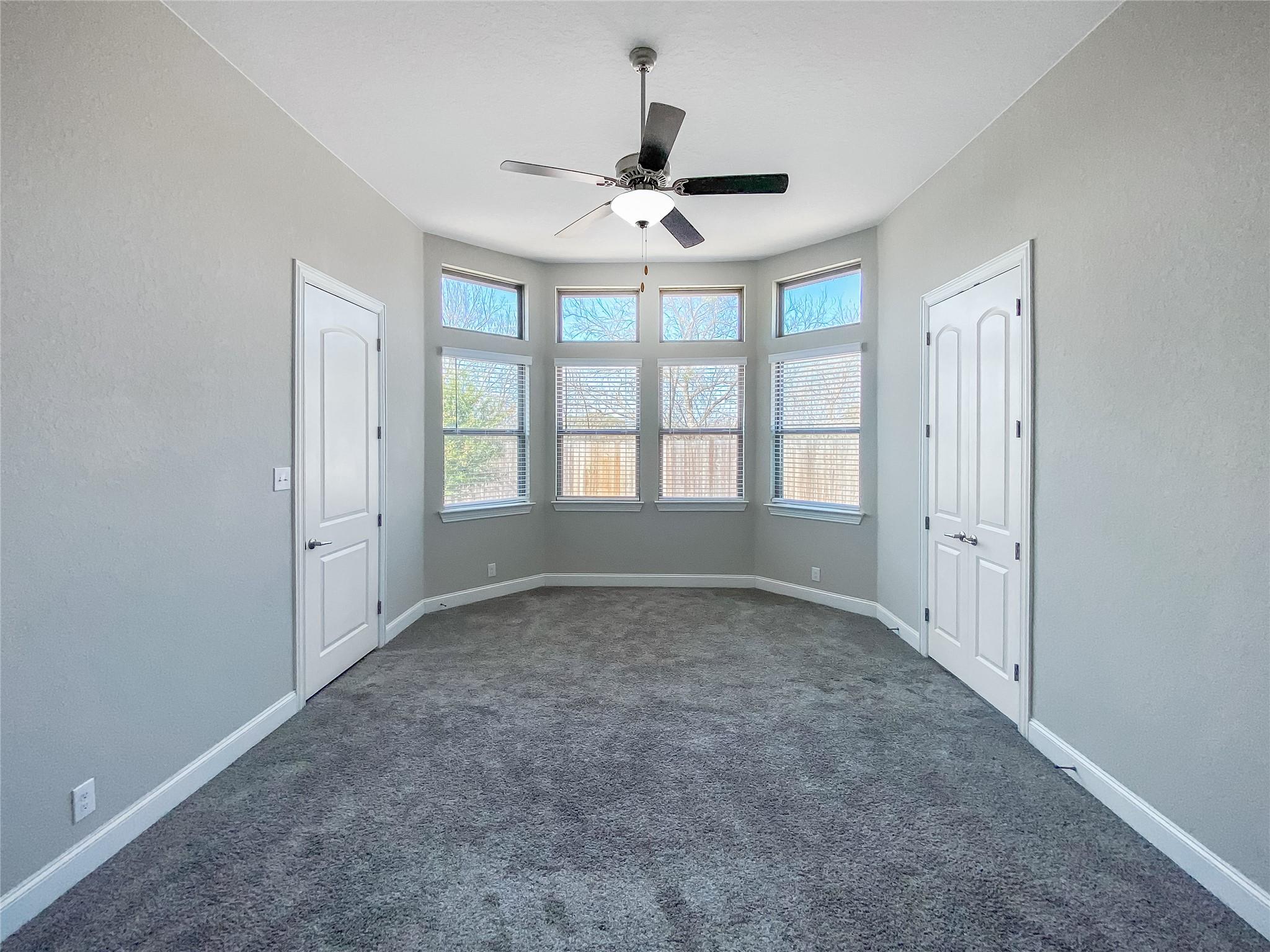 2243 Meadow Way St, New Braunfels, TX 78132