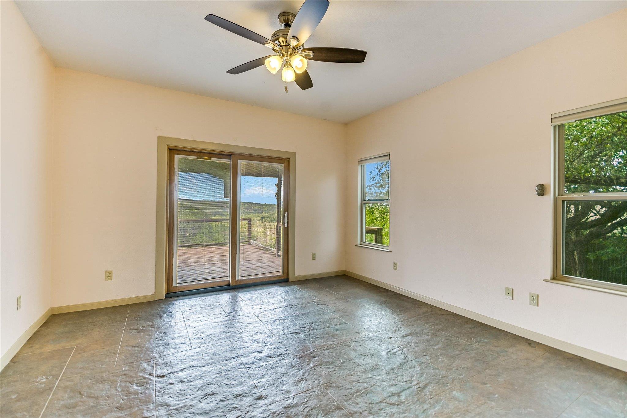 700 CLIFFSIDE Rd, Wimberley, TX 78676