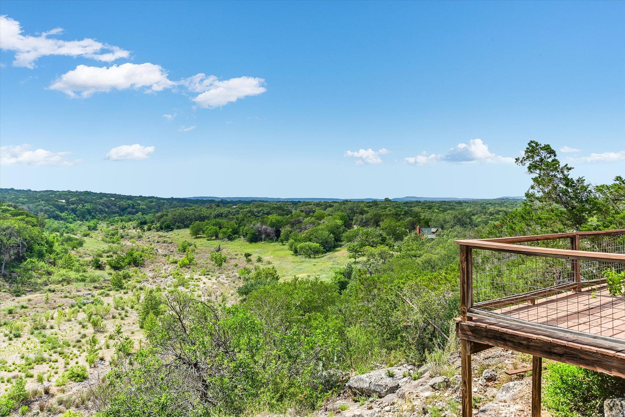 700 CLIFFSIDE Rd, Wimberley, TX 78676