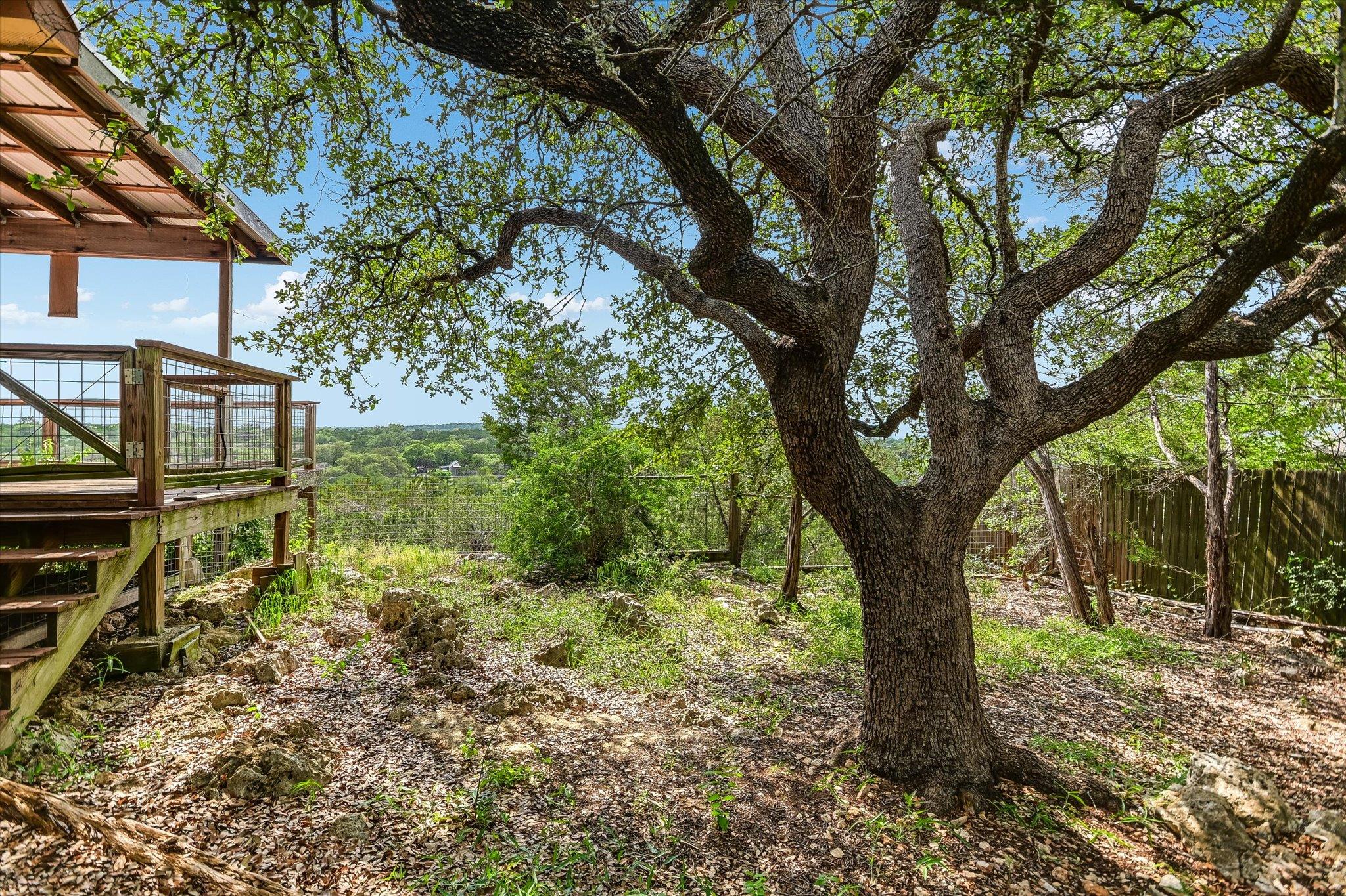 700 CLIFFSIDE Rd, Wimberley, TX 78676