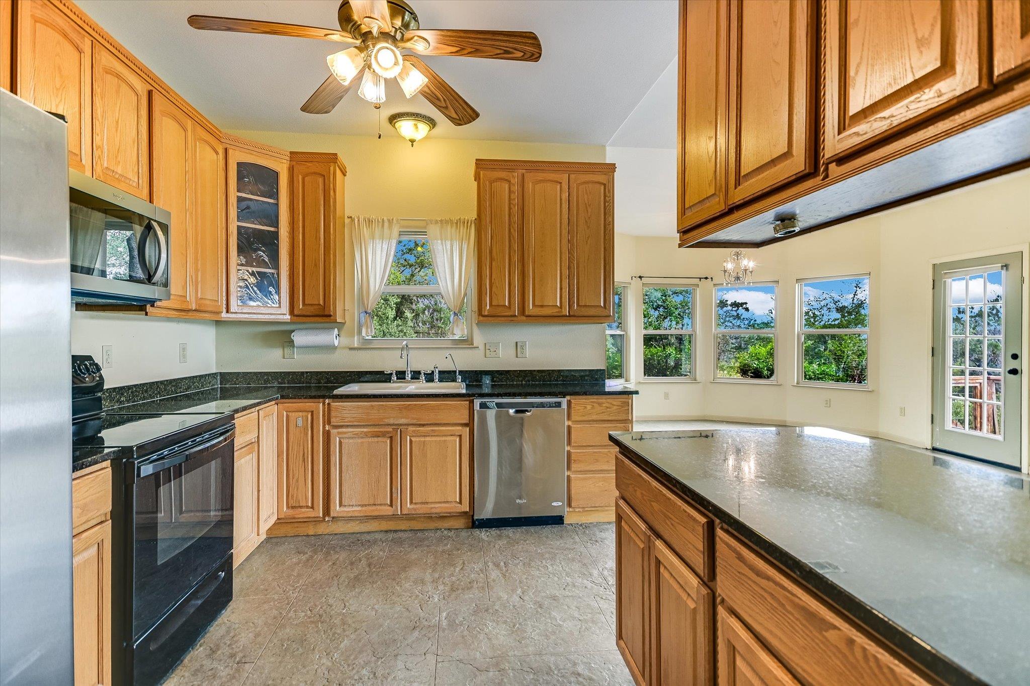700 CLIFFSIDE Rd, Wimberley, TX 78676