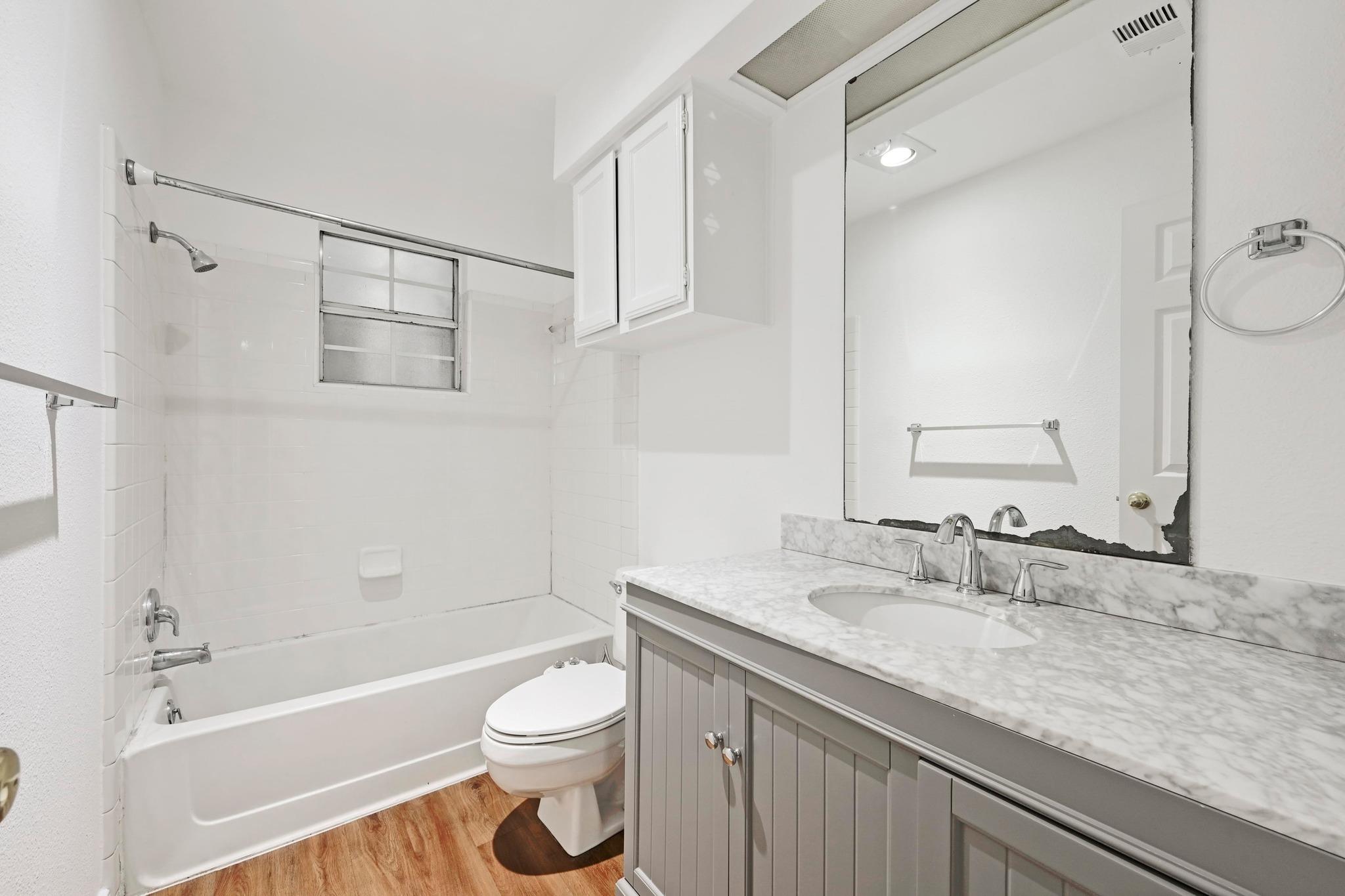 3111 Tom Green St # 110, Austin, TX 78705