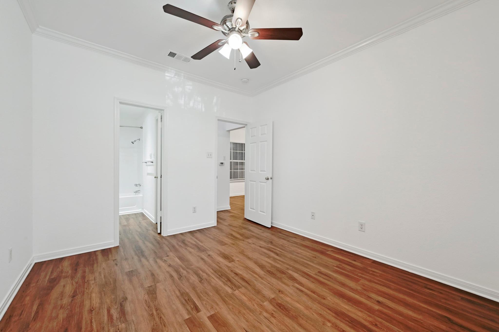 3111 Tom Green St # 110, Austin, TX 78705