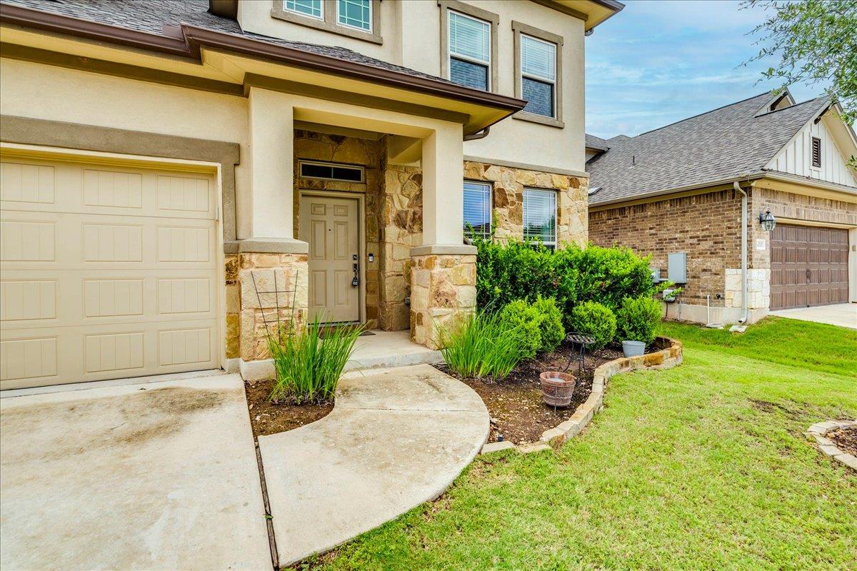 610 Stonewood Ln, Buda, TX 78610