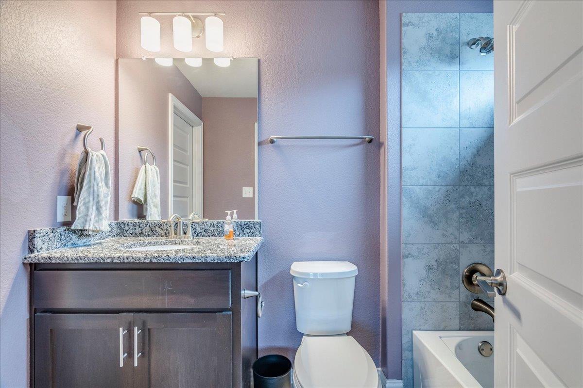 610 Stonewood Ln, Buda, TX 78610