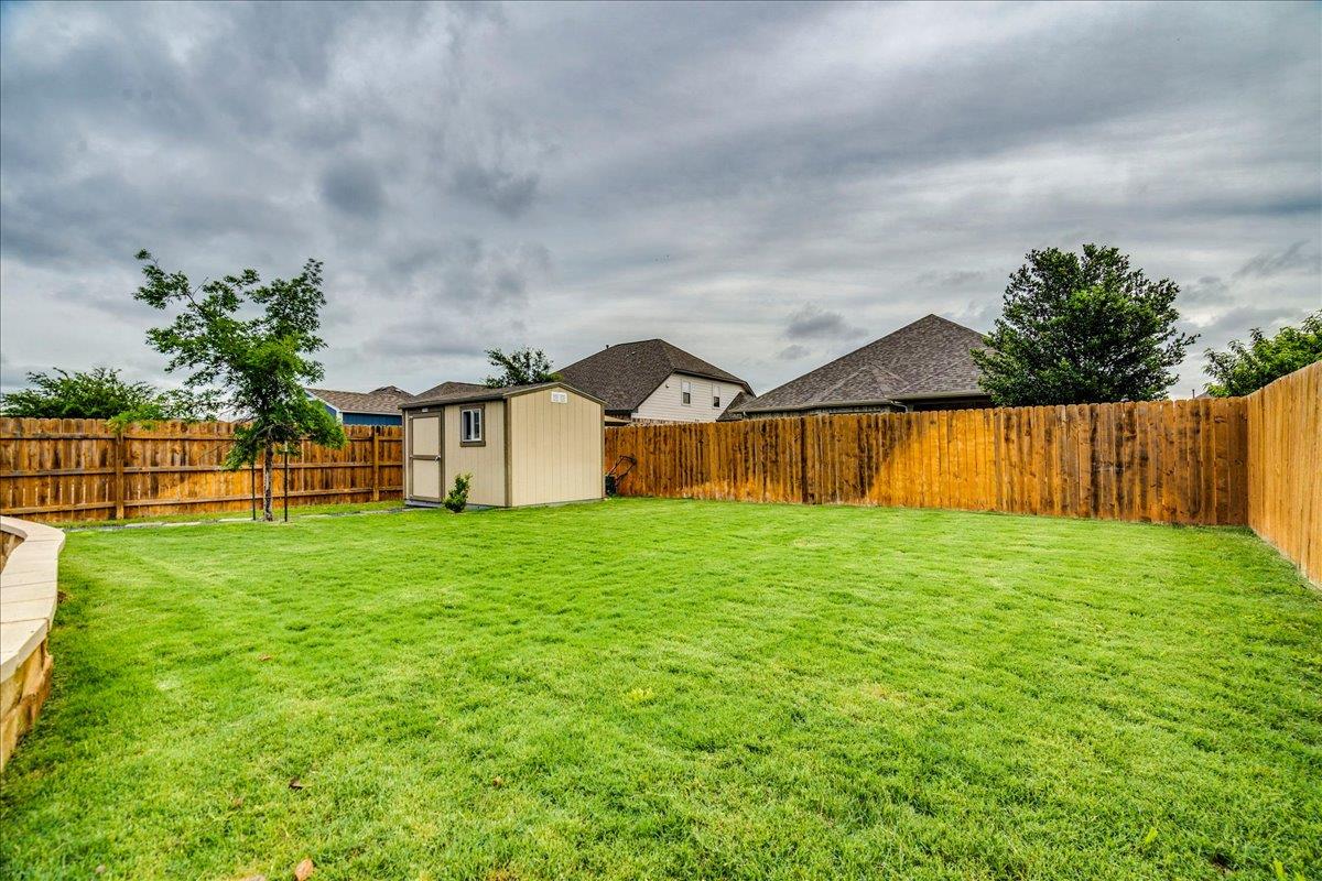 610 Stonewood Ln, Buda, TX 78610