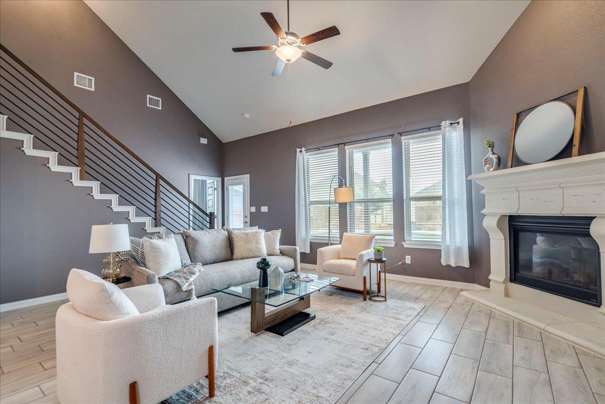 610 Stonewood Ln, Buda, TX 78610