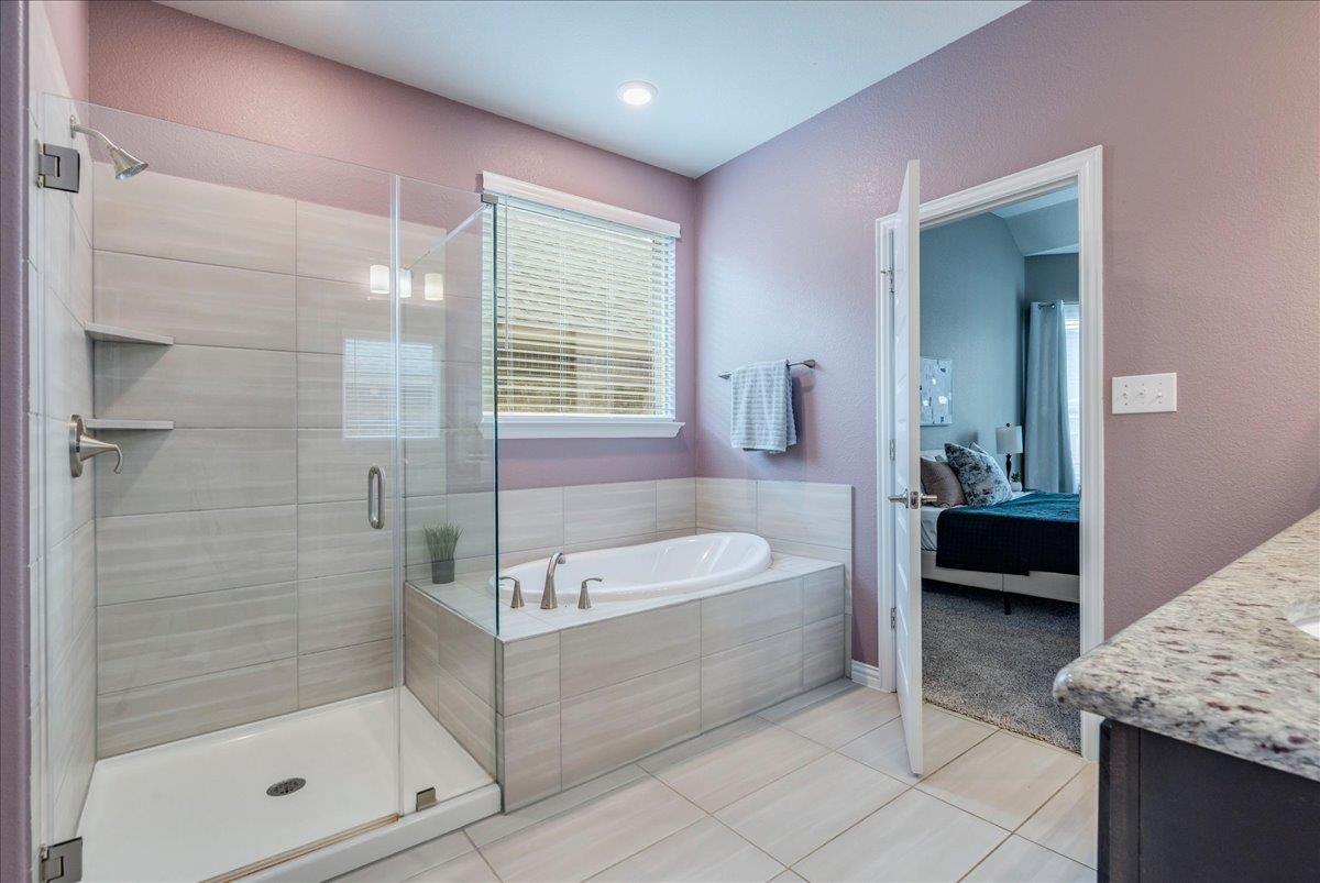 610 Stonewood Ln, Buda, TX 78610
