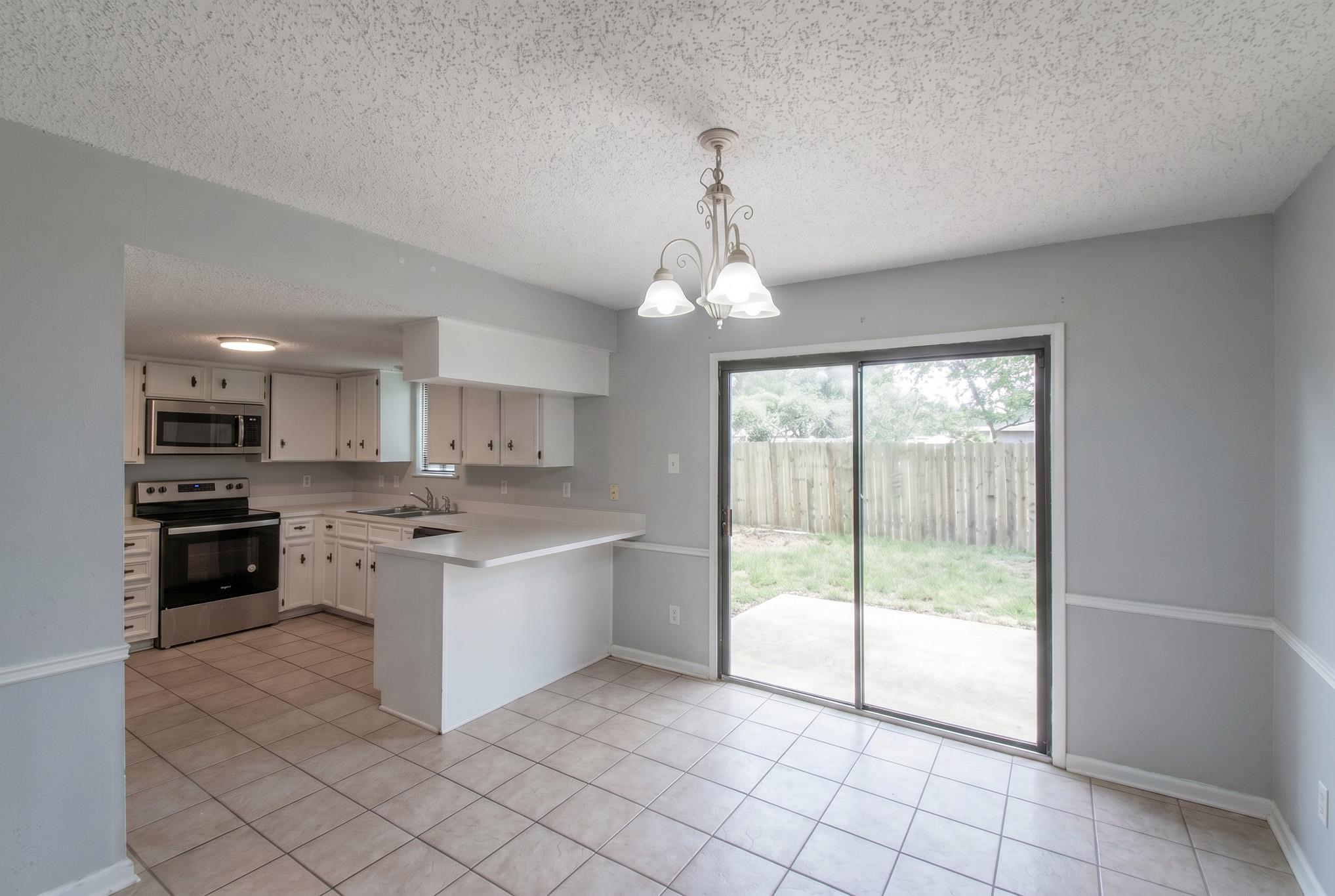 8517 Fathom Cir # B, Austin, TX 78750