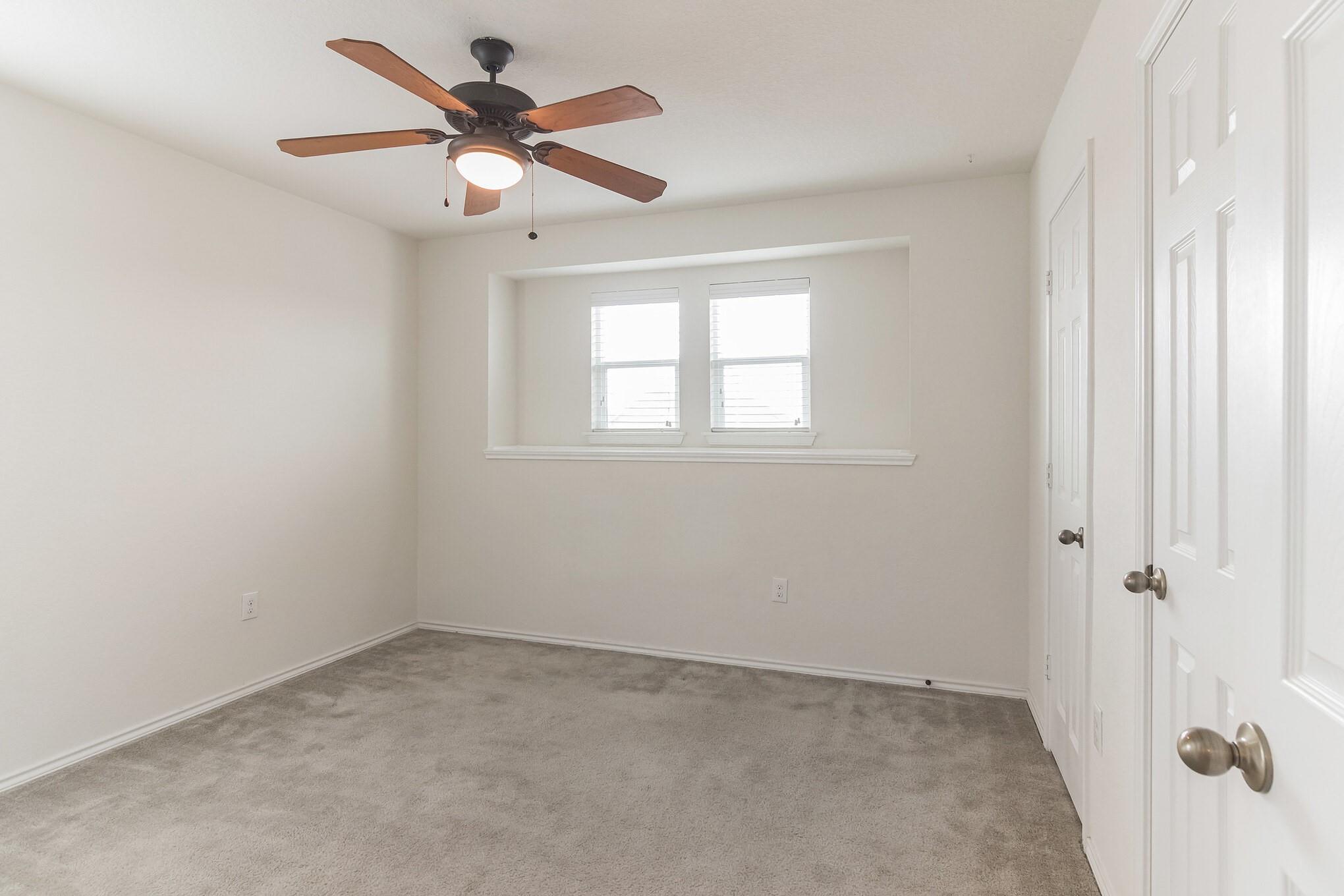 804 Sawbuck Dr, Pflugerville, TX 78660