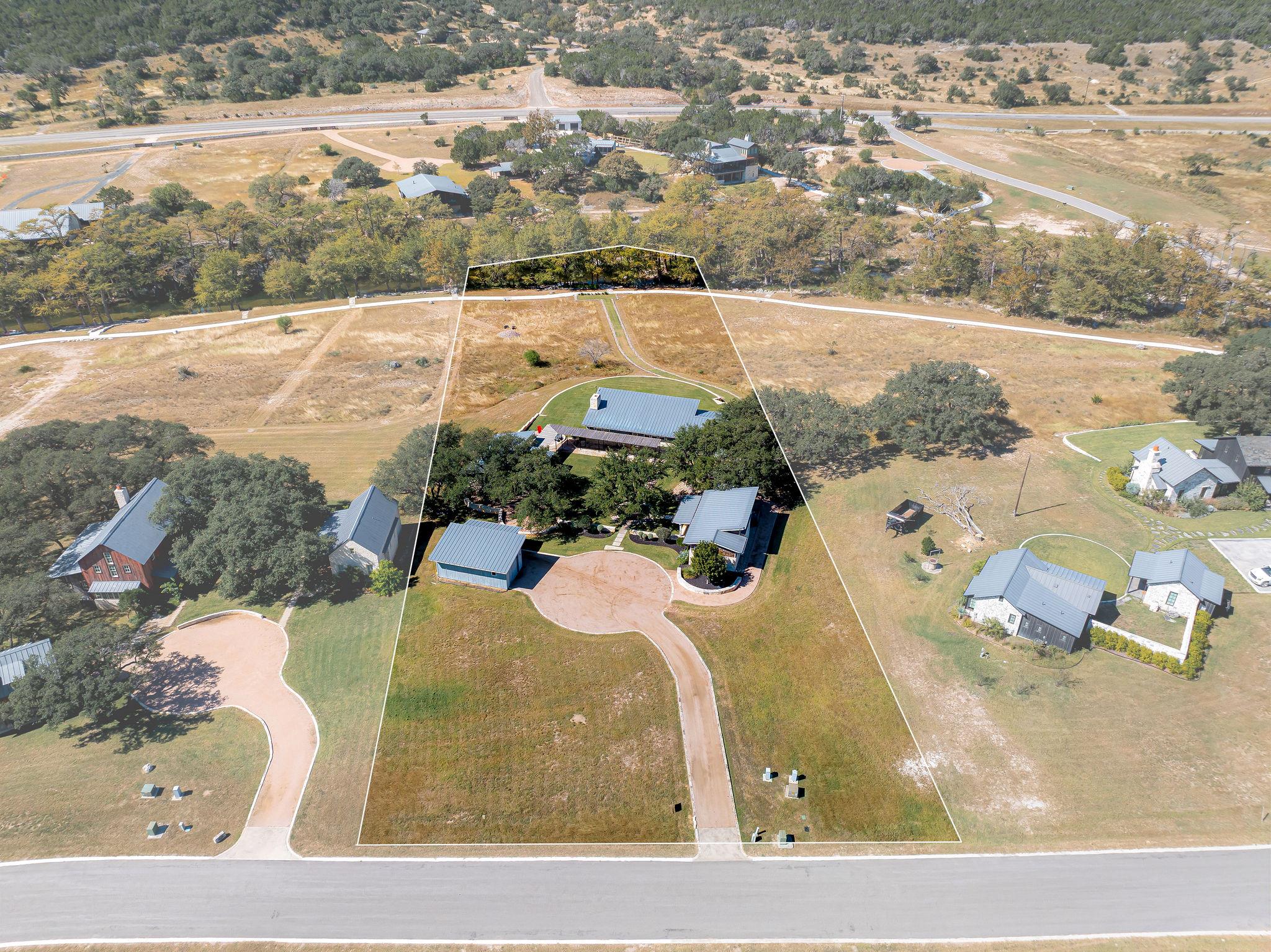 415 Frio Canon Trl, Leakey, TX 78873
