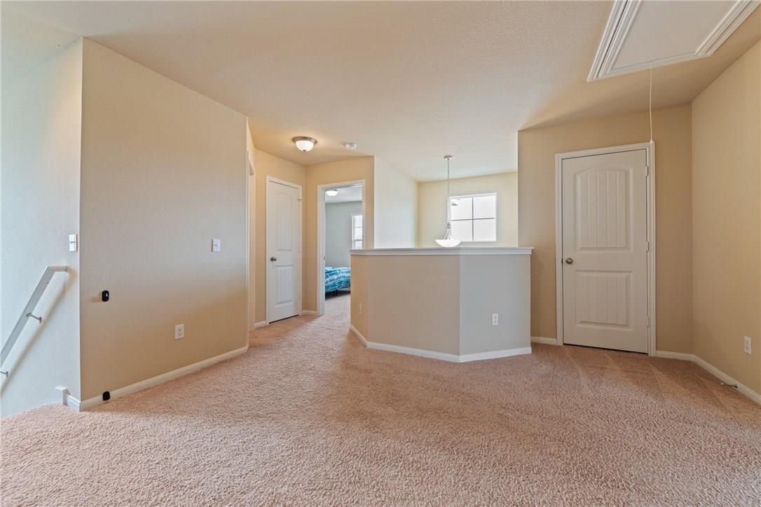 206 Llano River Trl, Hutto, TX 78634