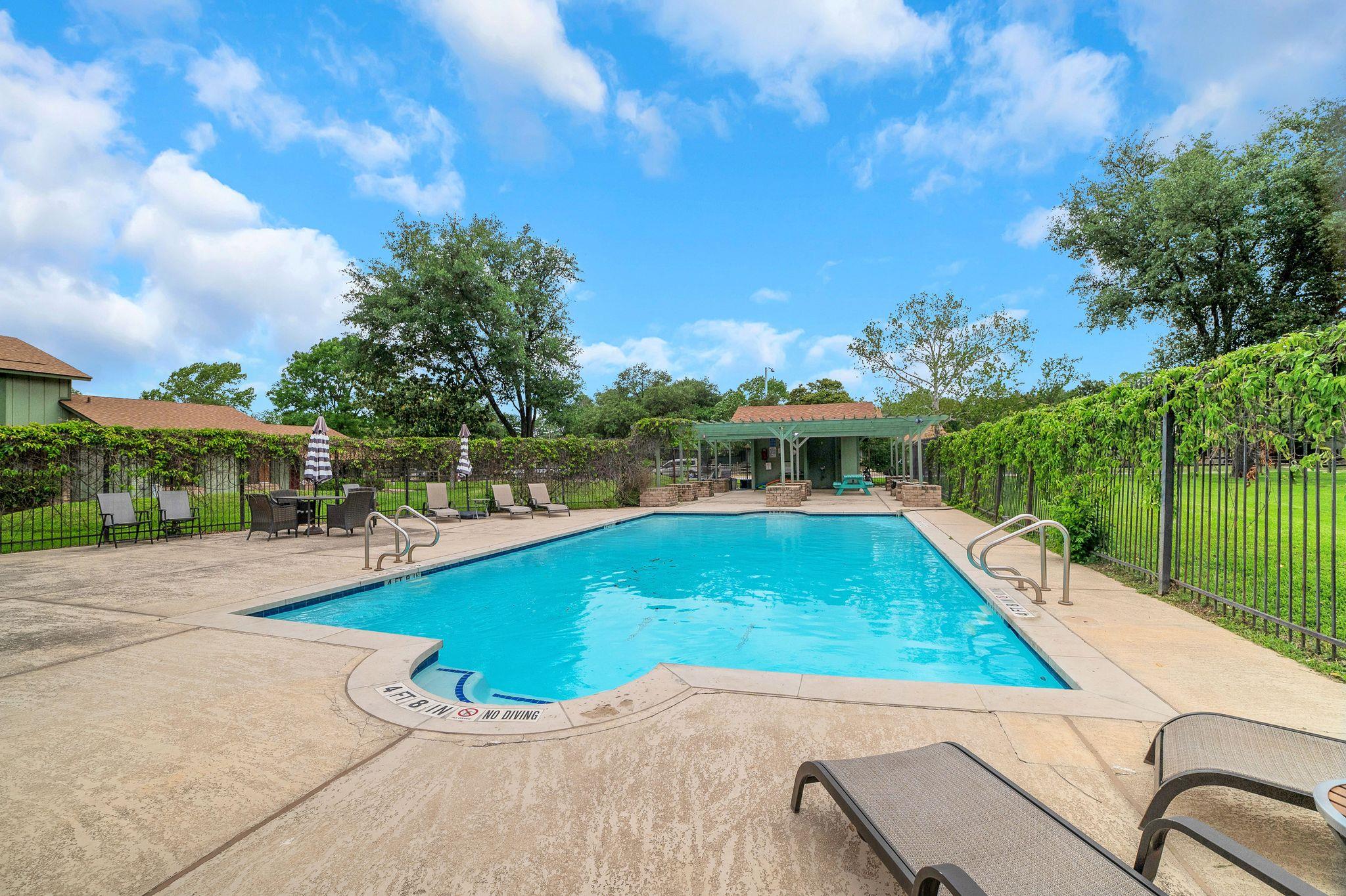 5007 Fort Clark Dr, Austin, TX 78745