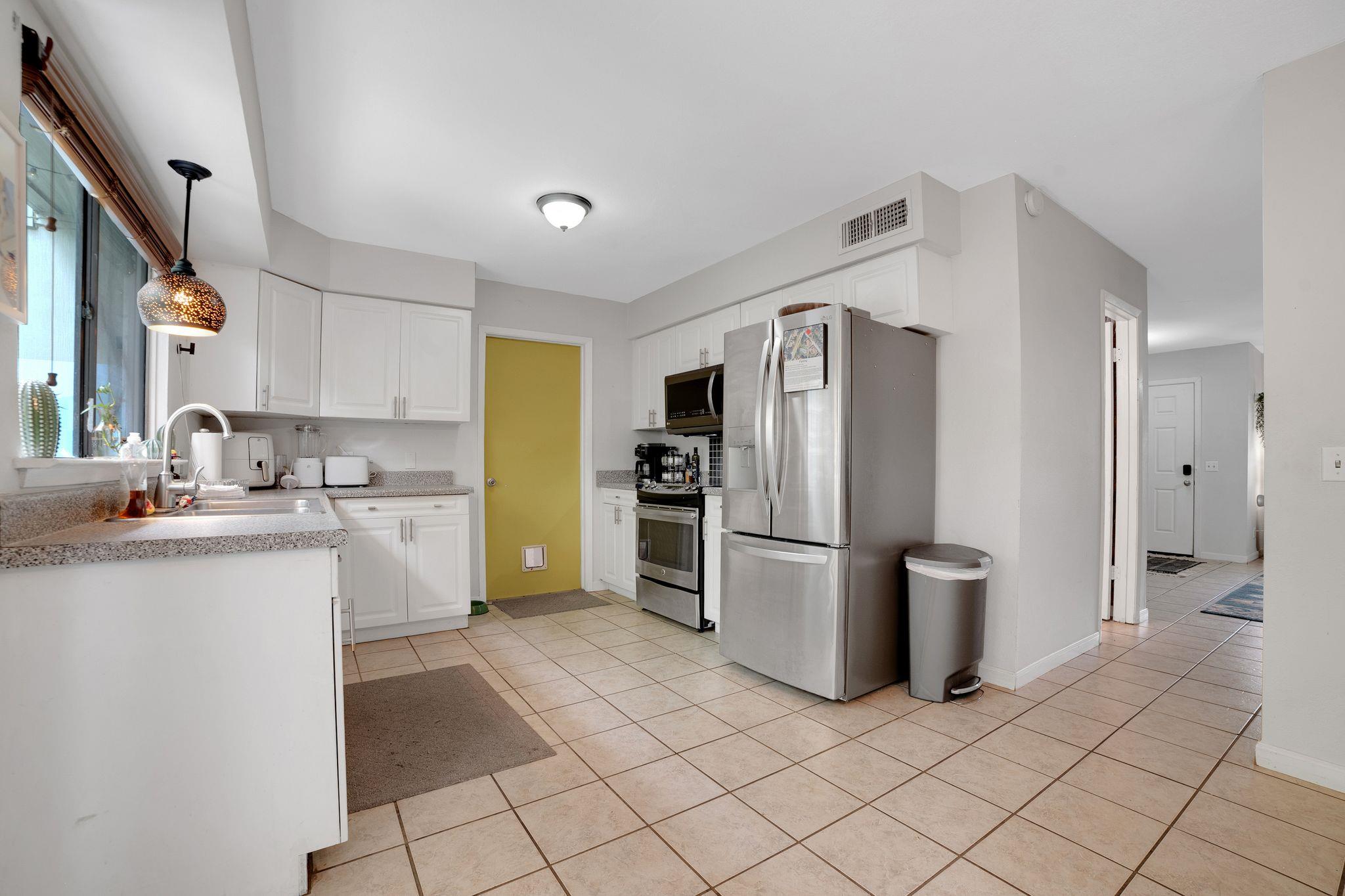5007 Fort Clark Dr, Austin, TX 78745