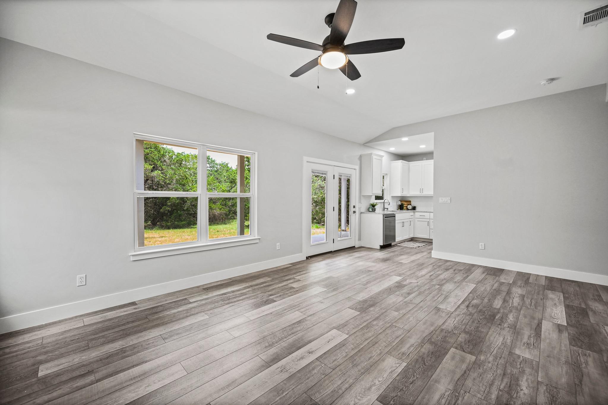 231 N Rainbow Ranch Rd, Wimberley, TX 78676
