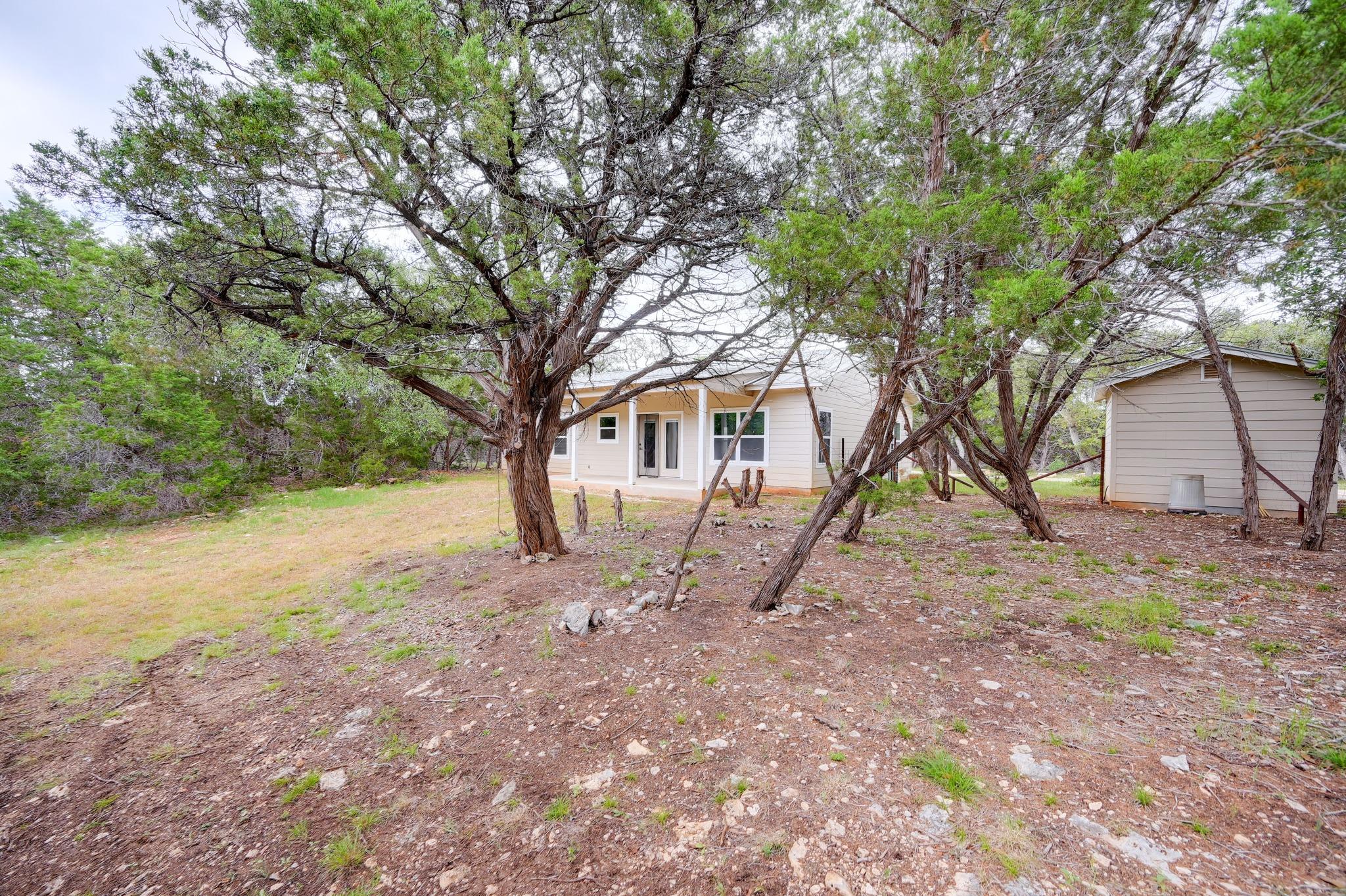 231 N Rainbow Ranch Rd, Wimberley, TX 78676