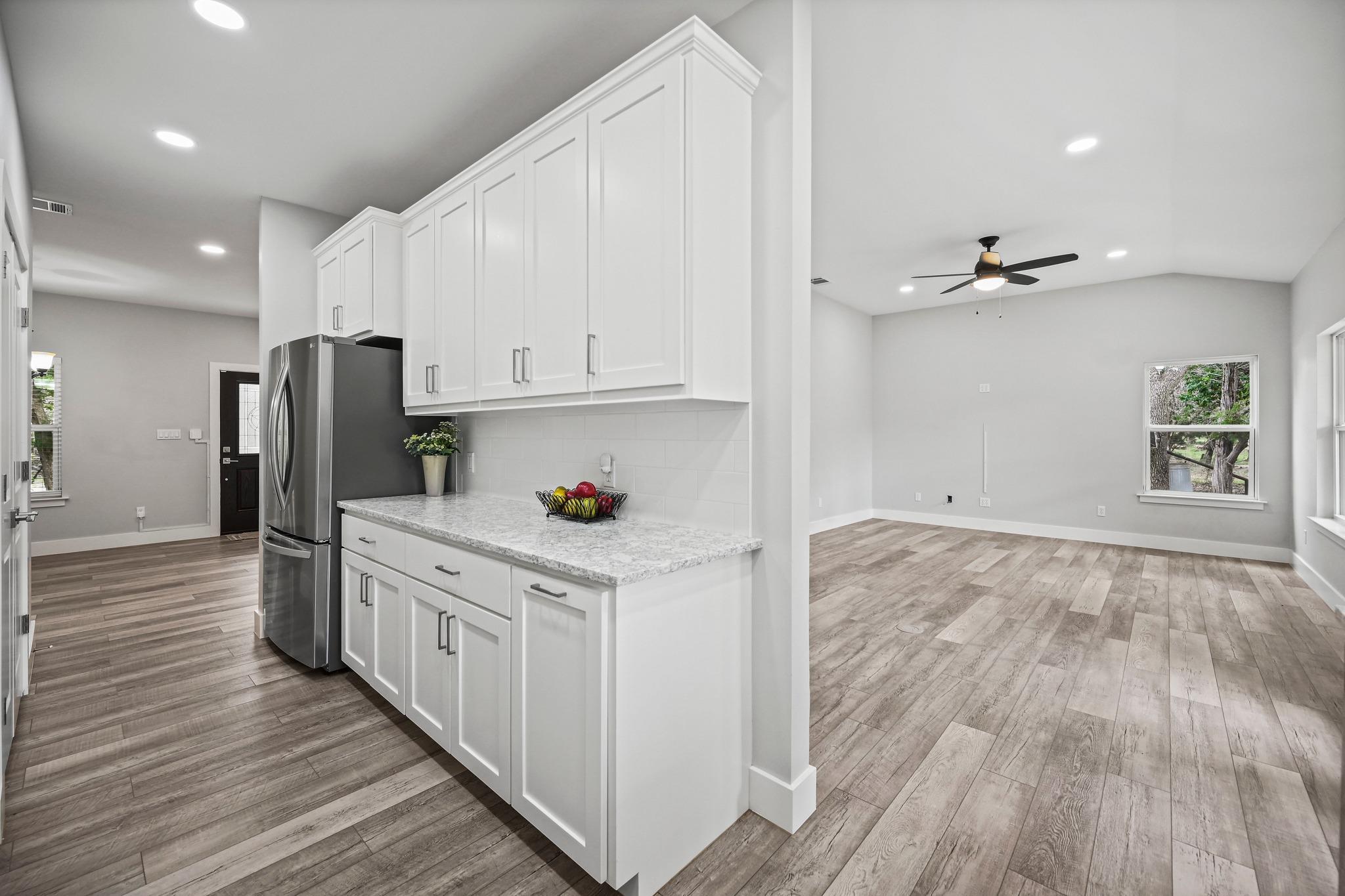 231 N Rainbow Ranch Rd, Wimberley, TX 78676