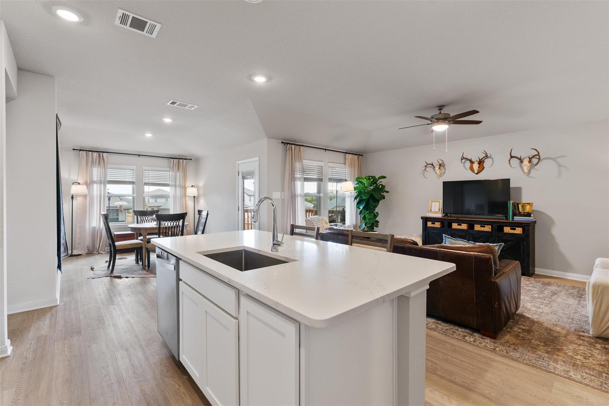 3059 Pike Dr, New Braunfels, TX 78132