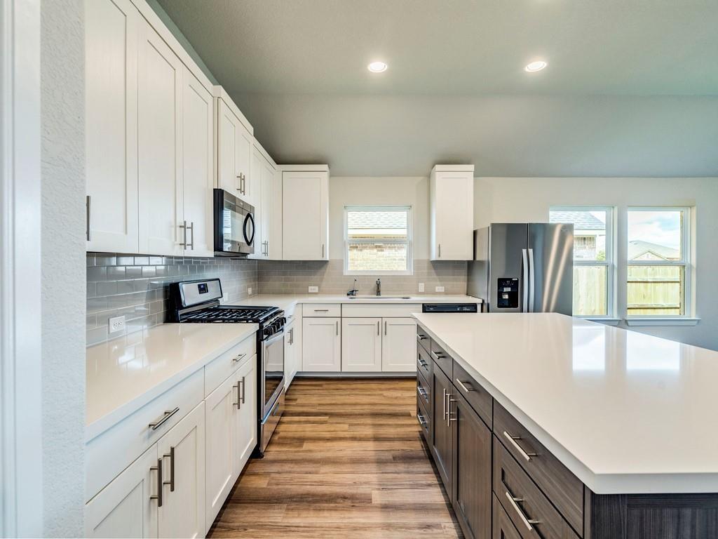 270 Rimrock Ct, Bastrop, TX 78602