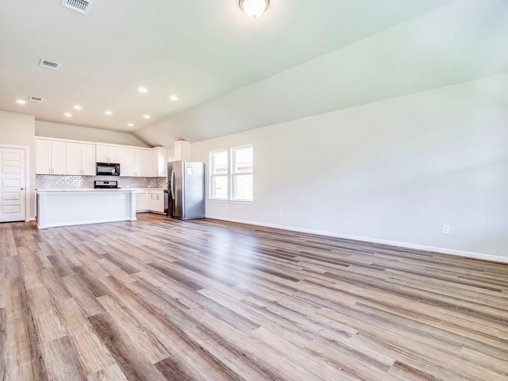 270 Rimrock Ct, Bastrop, TX 78602