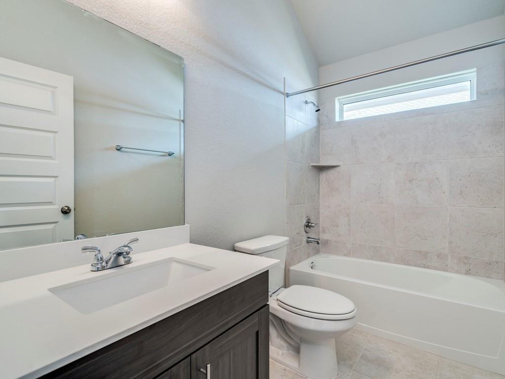 270 Rimrock Ct, Bastrop, TX 78602