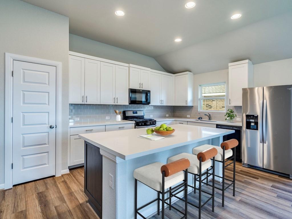270 Rimrock Ct, Bastrop, TX 78602
