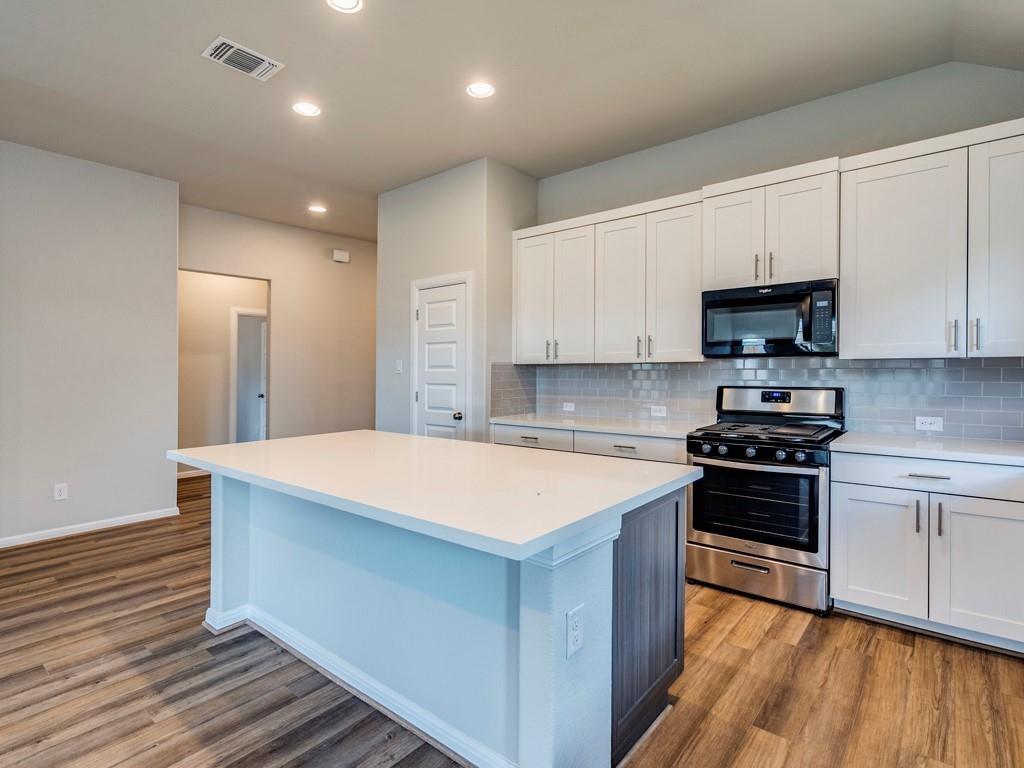 270 Rimrock Ct, Bastrop, TX 78602