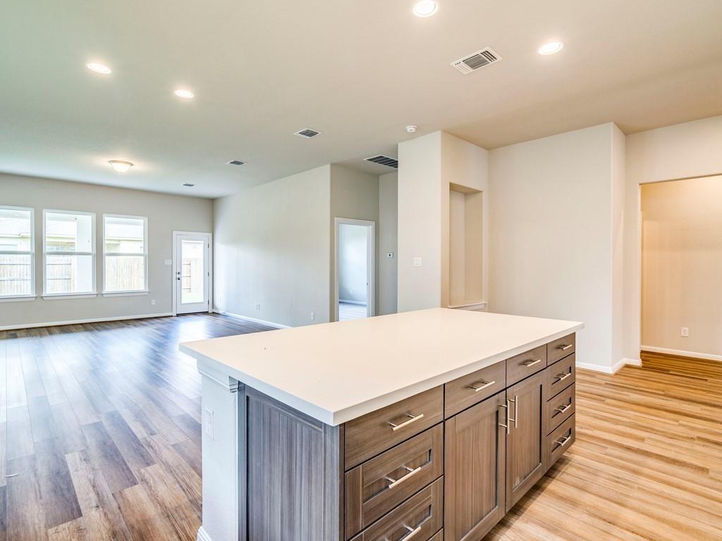 270 Rimrock Ct, Bastrop, TX 78602