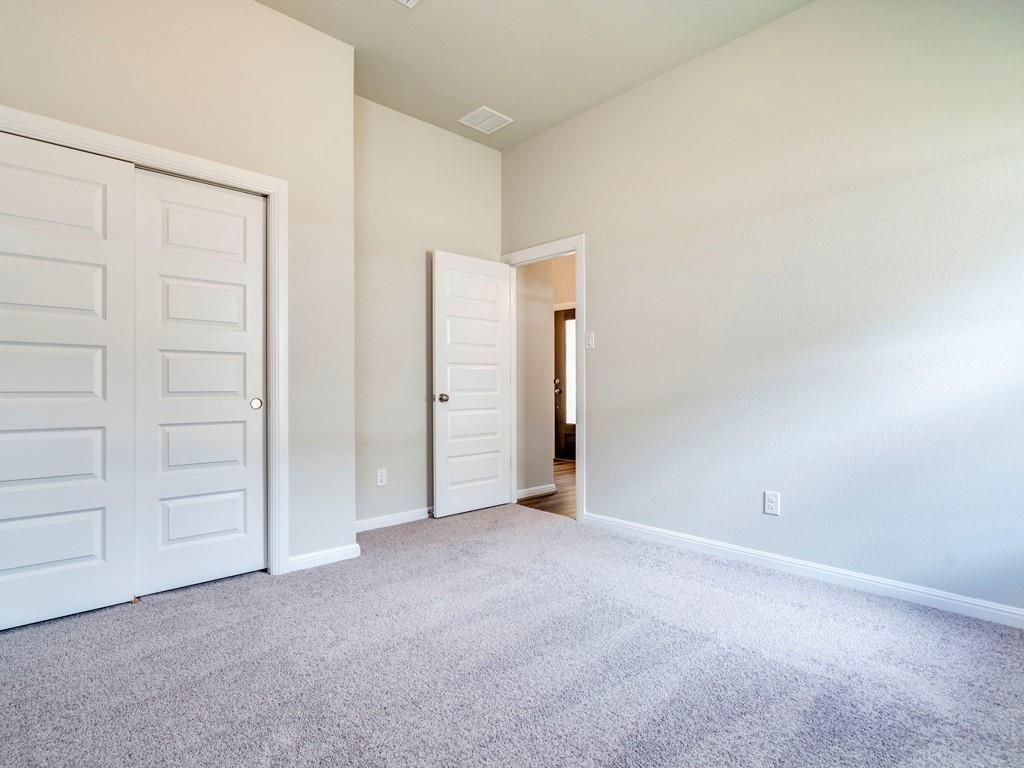 270 Rimrock Ct, Bastrop, TX 78602