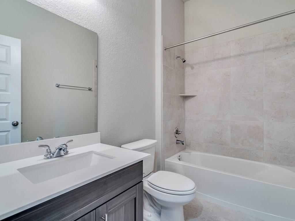 270 Rimrock Ct, Bastrop, TX 78602