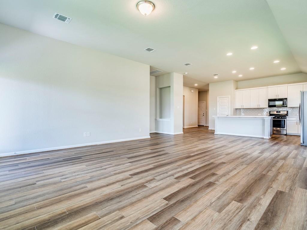 270 Rimrock Ct, Bastrop, TX 78602