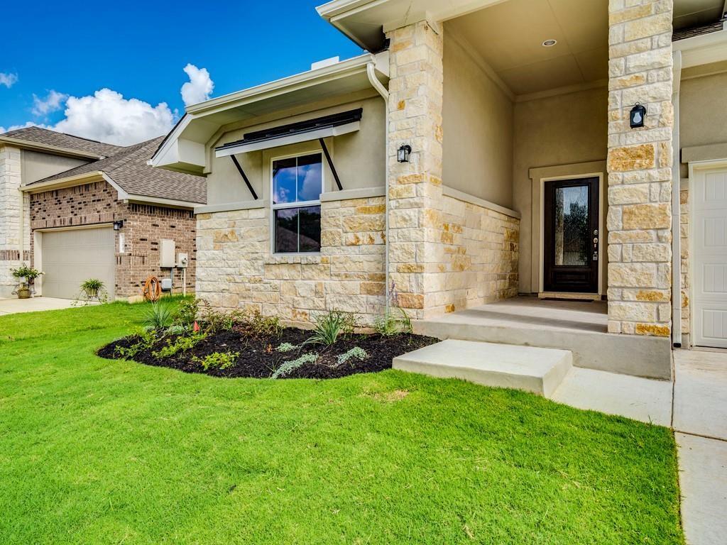 270 Rimrock Ct, Bastrop, TX 78602