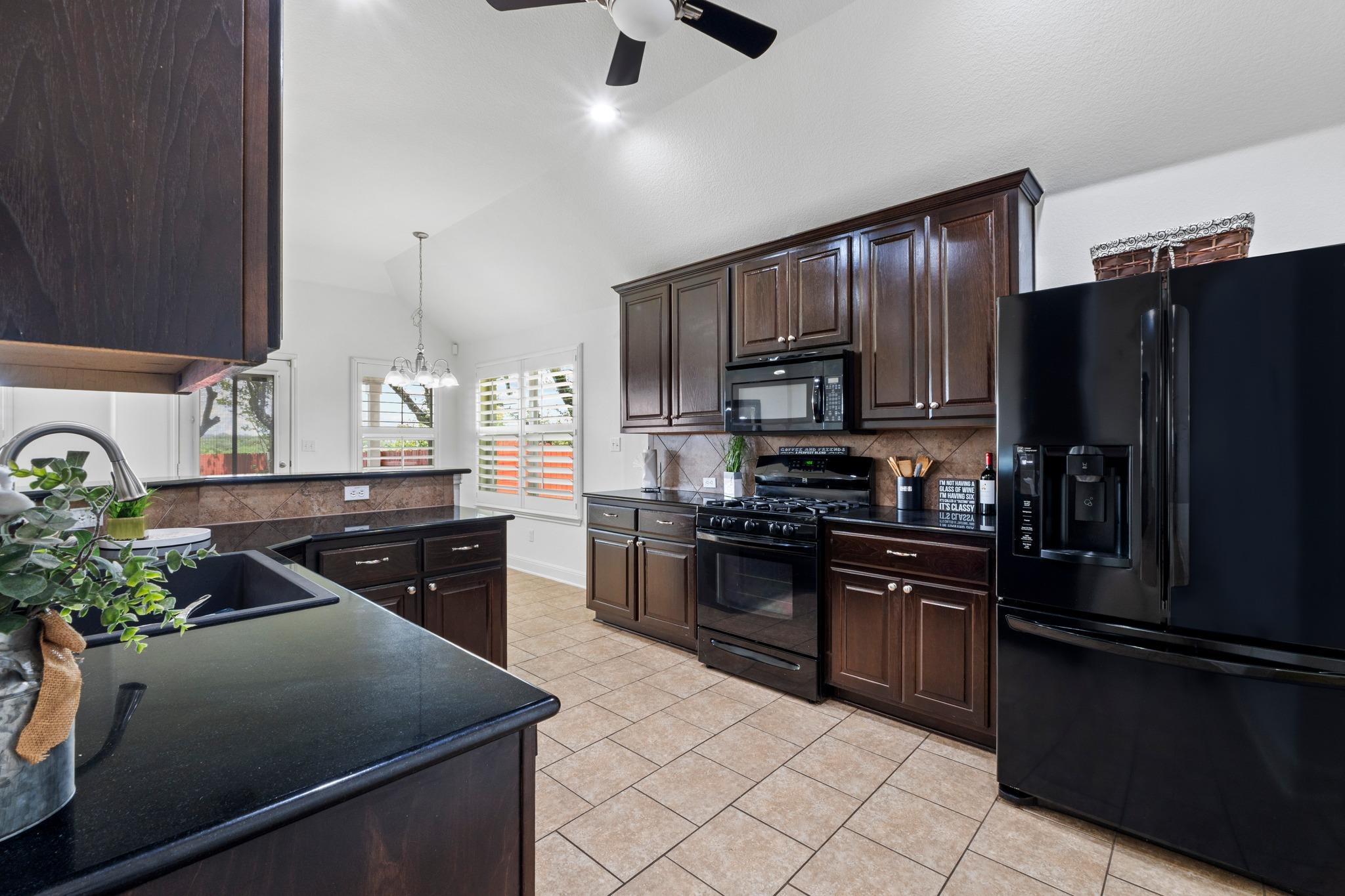 700 Walsh Hill Trl, Cedar Park, TX 78613