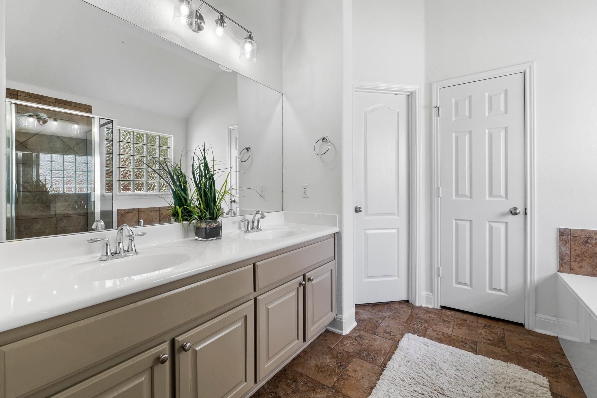 700 Walsh Hill Trl, Cedar Park, TX 78613