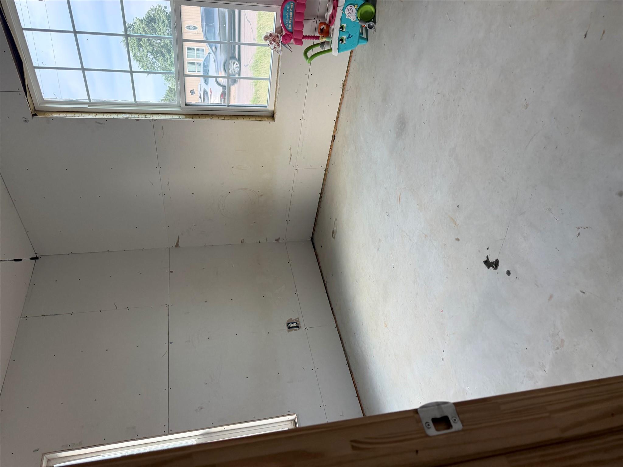 140 Arosa Dr, Elgin, TX 78621