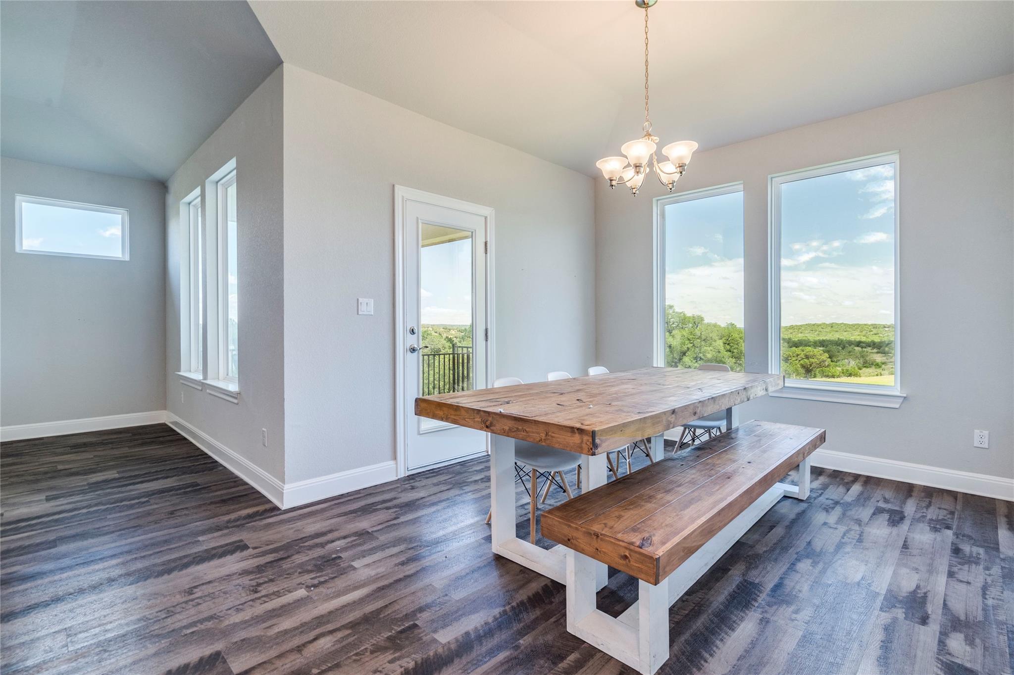 130 Sierra Blanca Rd, Dripping Springs, TX 78620