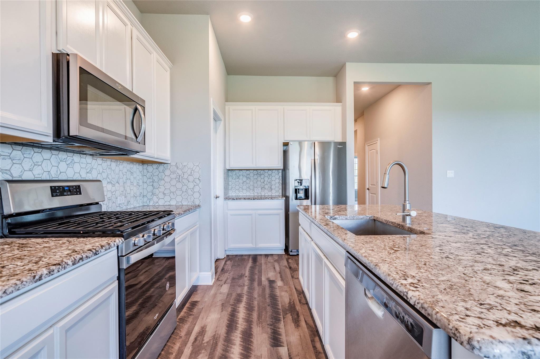130 Sierra Blanca Rd, Dripping Springs, TX 78620