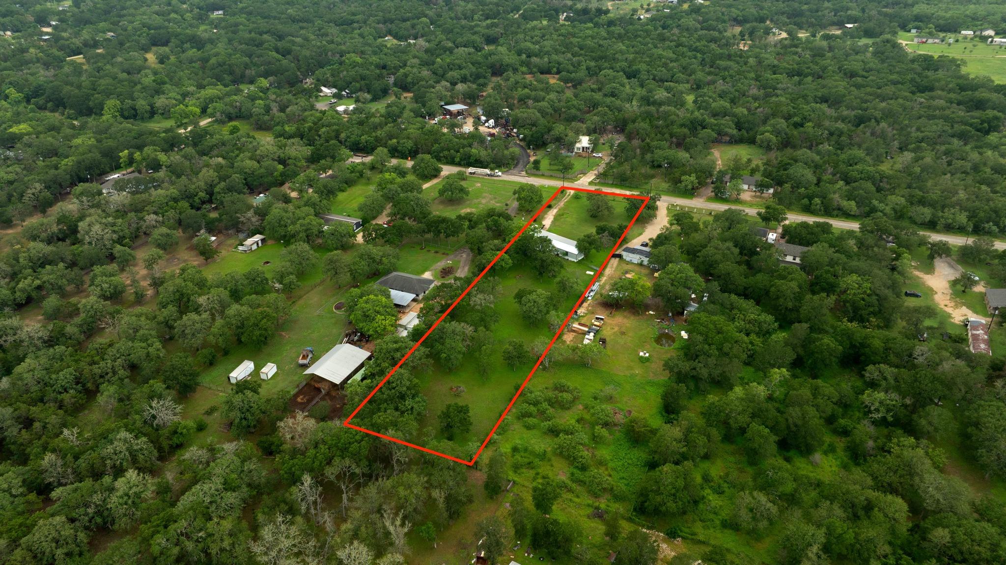 288 The Forest Rd, Dale, TX 78616