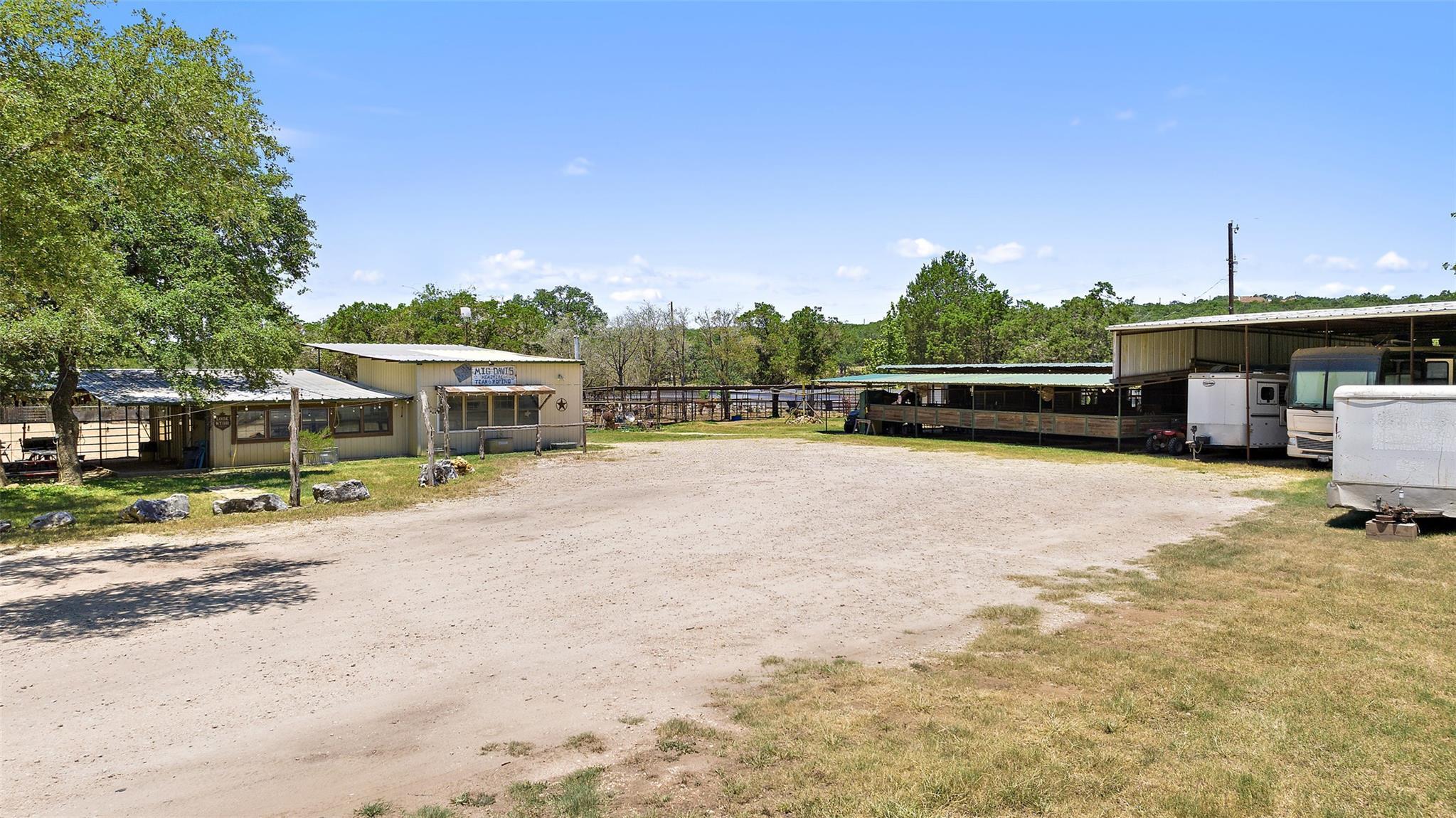491 Lone Oak Rd, New Braunfels, TX 78132