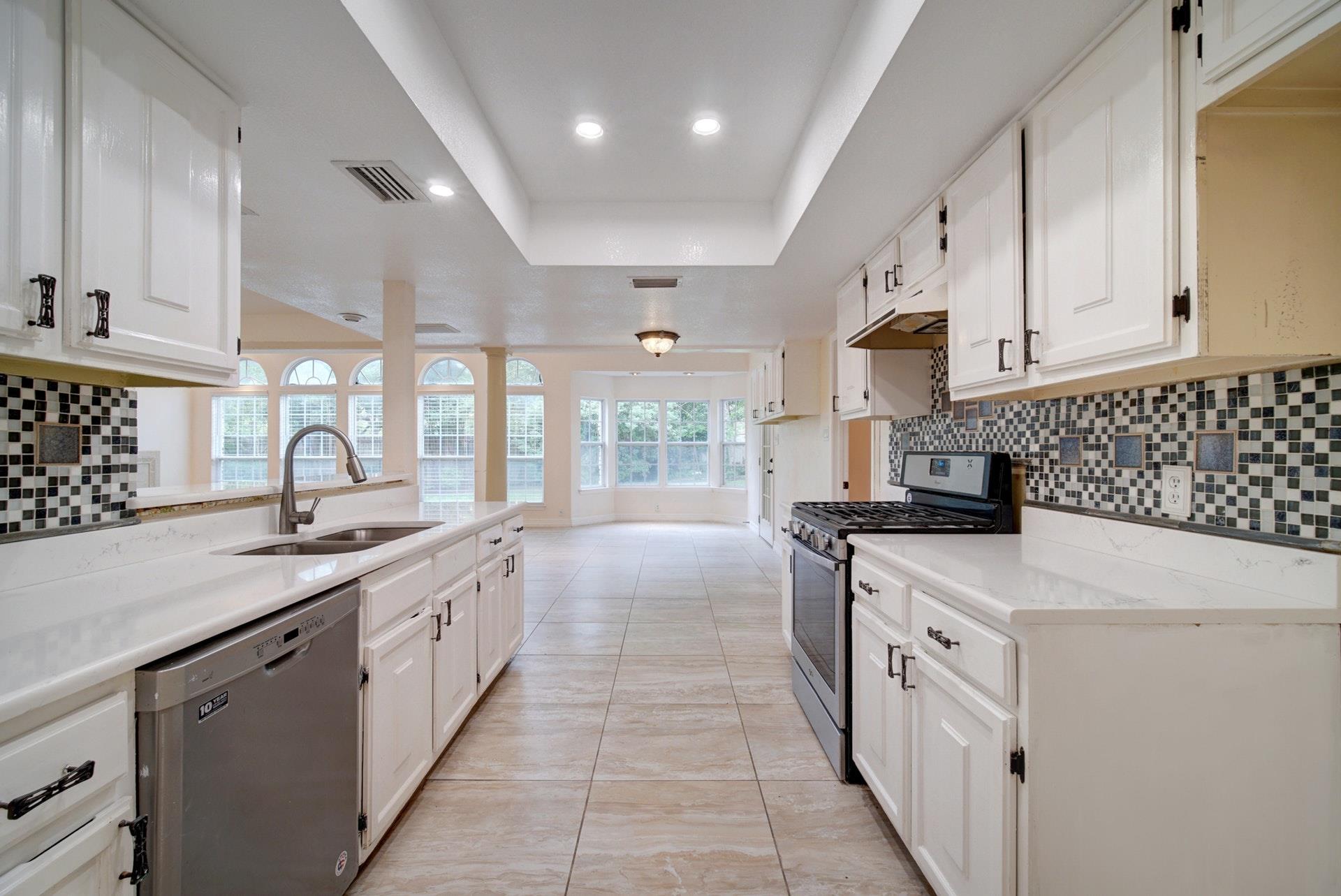10509 Doering Ln, Austin, TX 78750