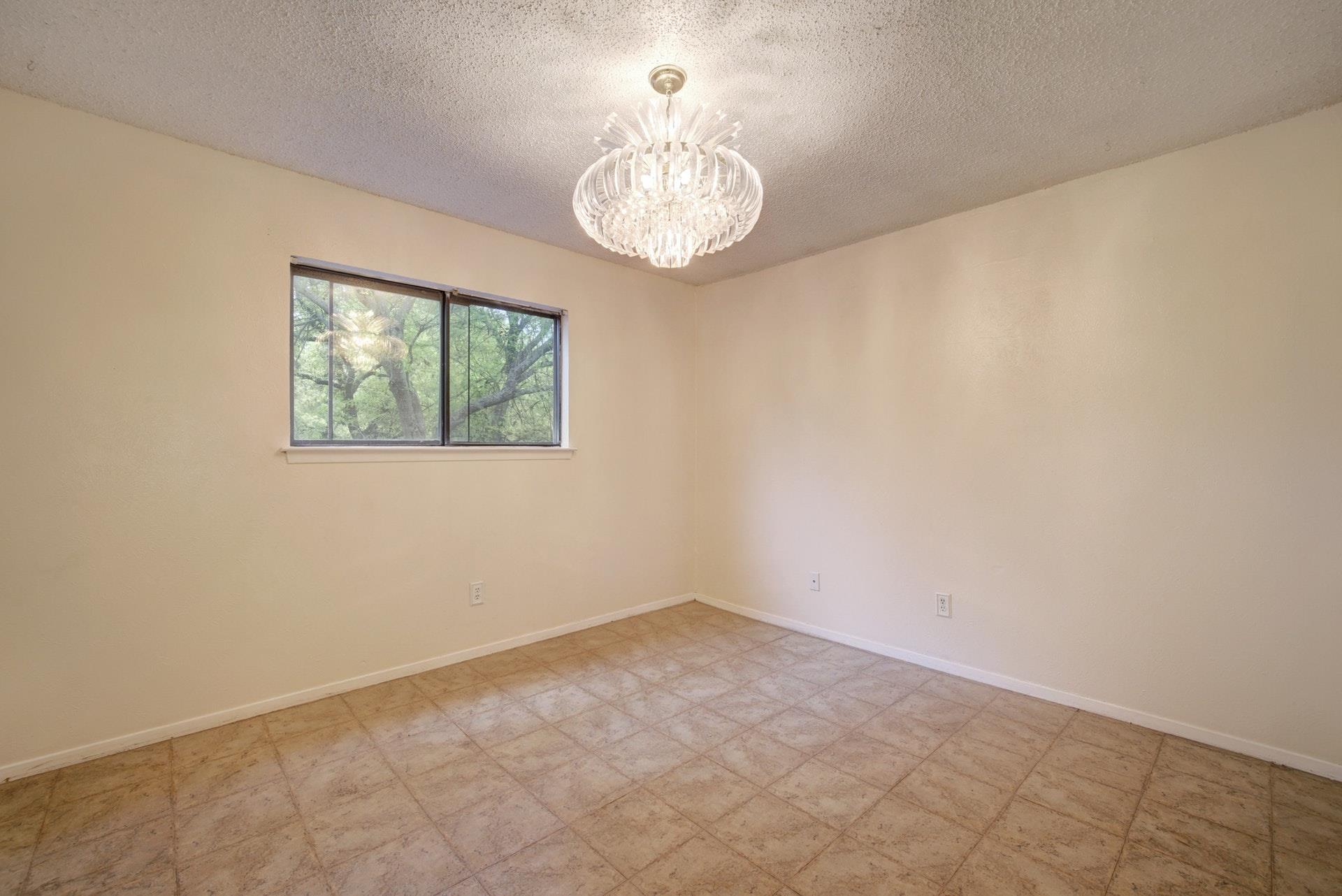 10509 Doering Ln, Austin, TX 78750
