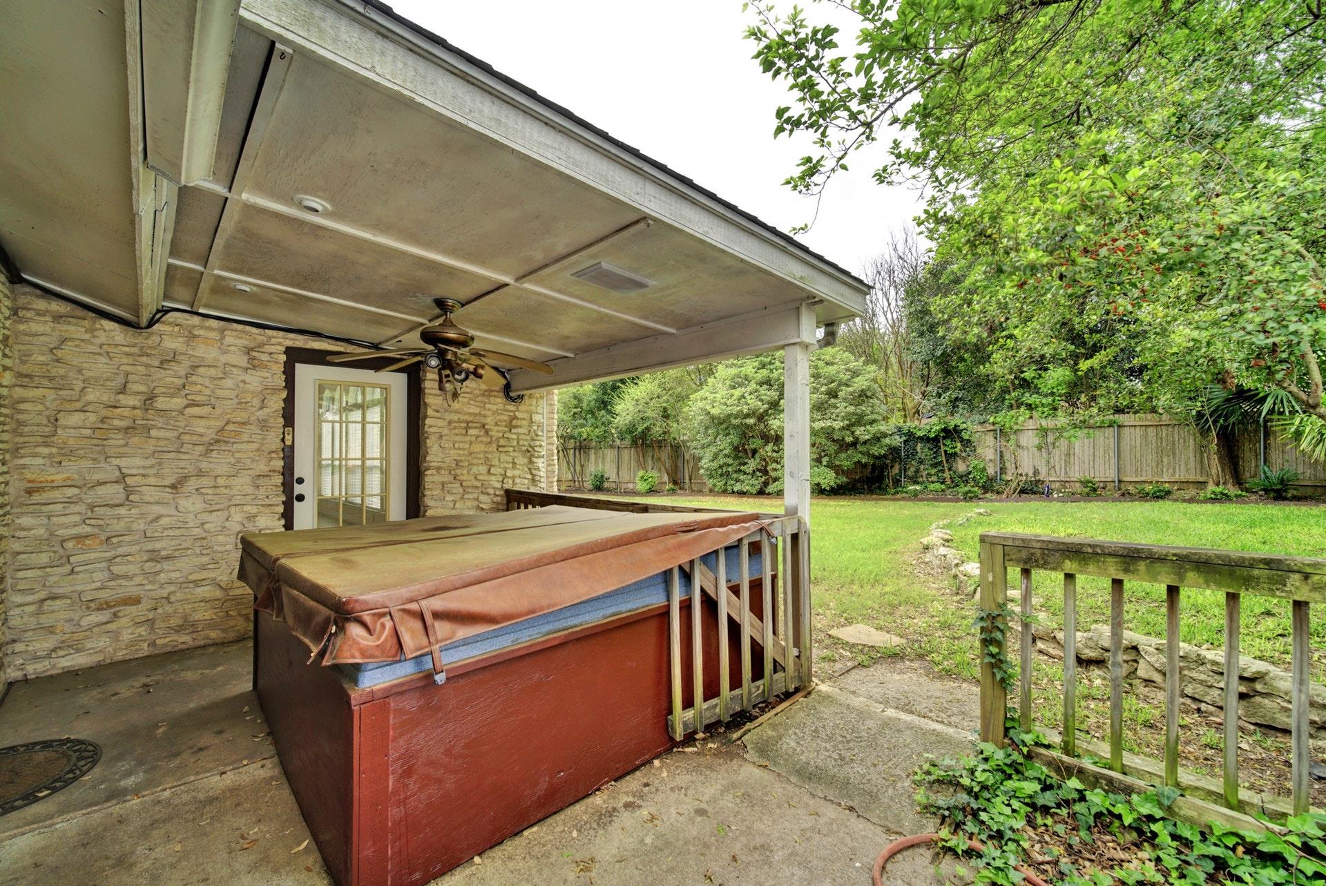 10509 Doering Ln, Austin, TX 78750
