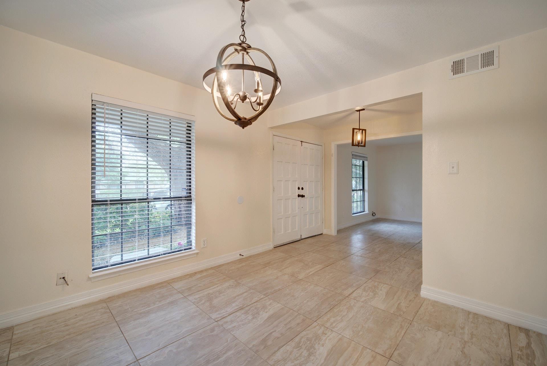 10509 Doering Ln, Austin, TX 78750